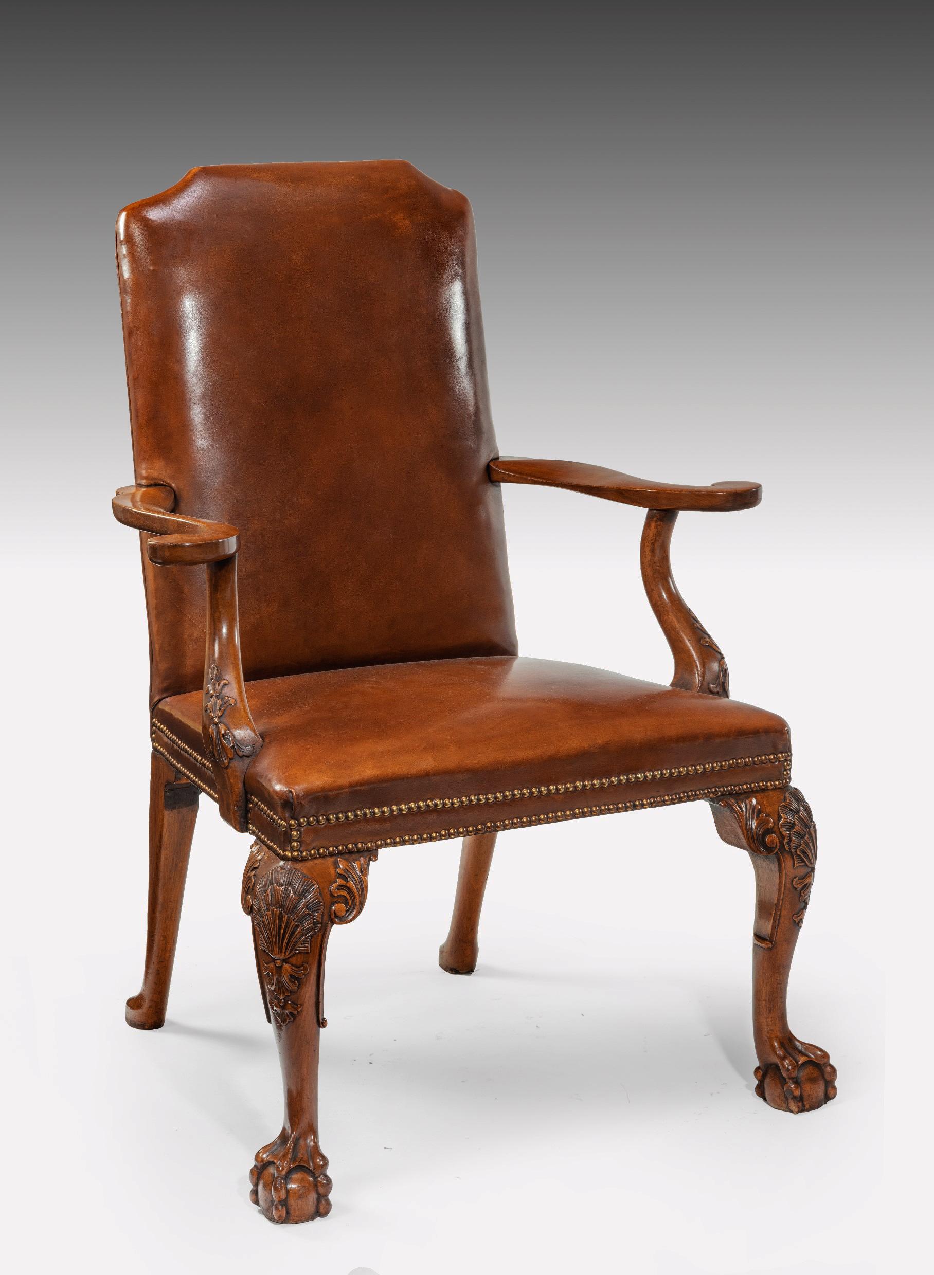 Early 20th Century Fine Set of Eight Walnut and Leather Cabriole Leg Dining Chairs Queen Anne Style