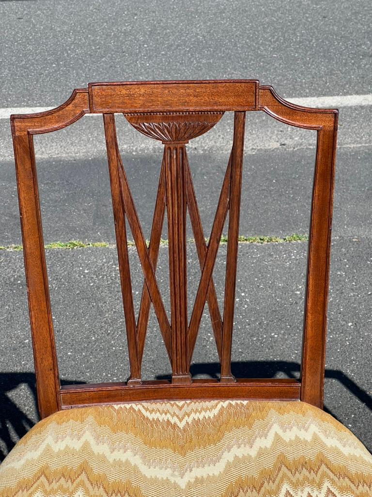Fine Set of Four Antique 18th Century Carved Mahogany Hepplewhite Chairs For Sale 1
