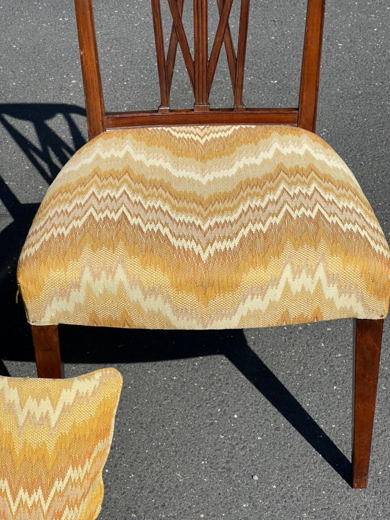 Fine Set of Four Antique 18th Century Carved Mahogany Hepplewhite Chairs For Sale 3