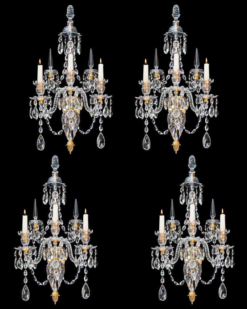 Fine Set of Four Ormolu Mounted and Cut Glass Wall Lights in the Style of Will (Geschliffenes Glas)