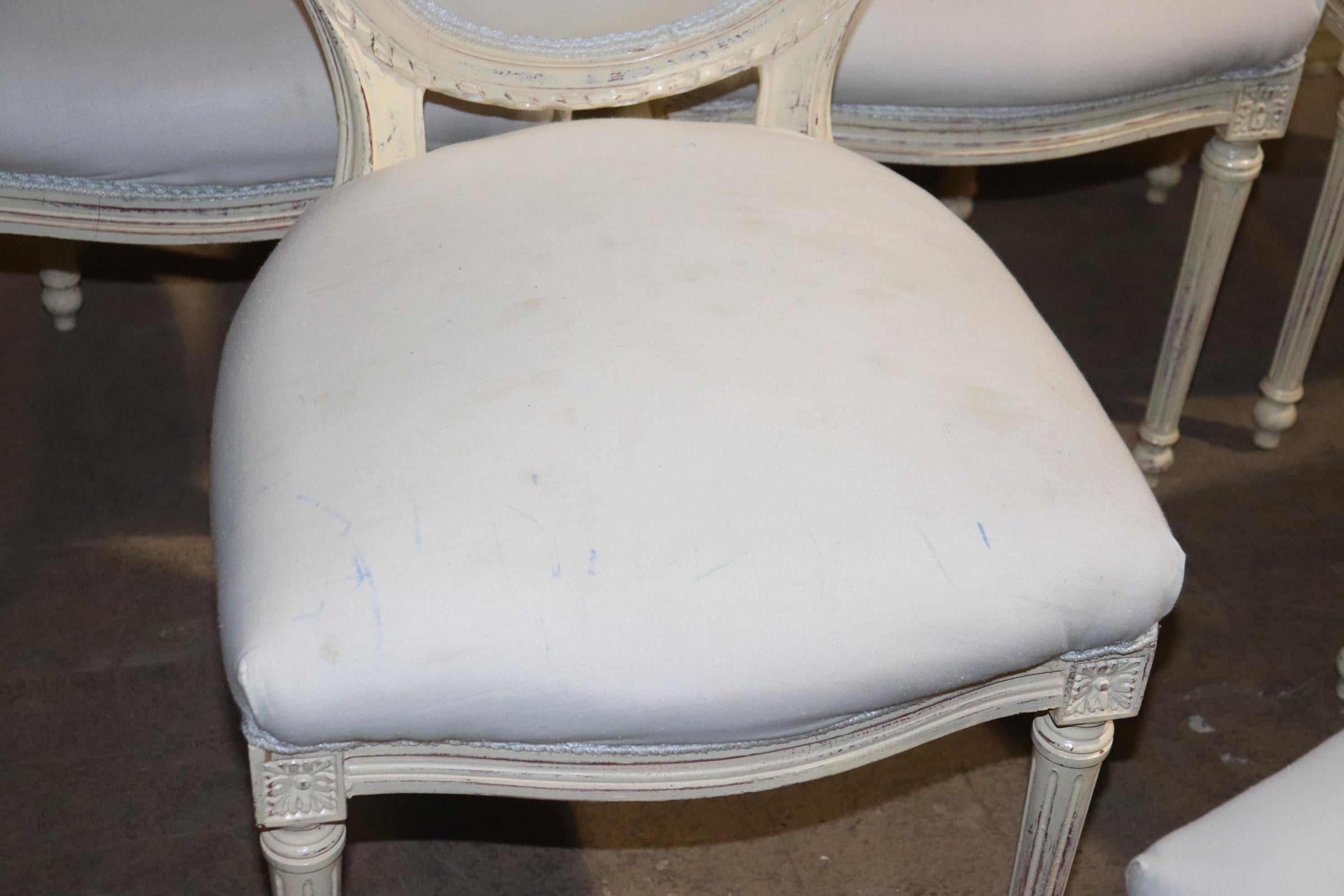 Fine Set of French Creme Painted Louis XVI Cameo Back Carved Dining Chairs 9