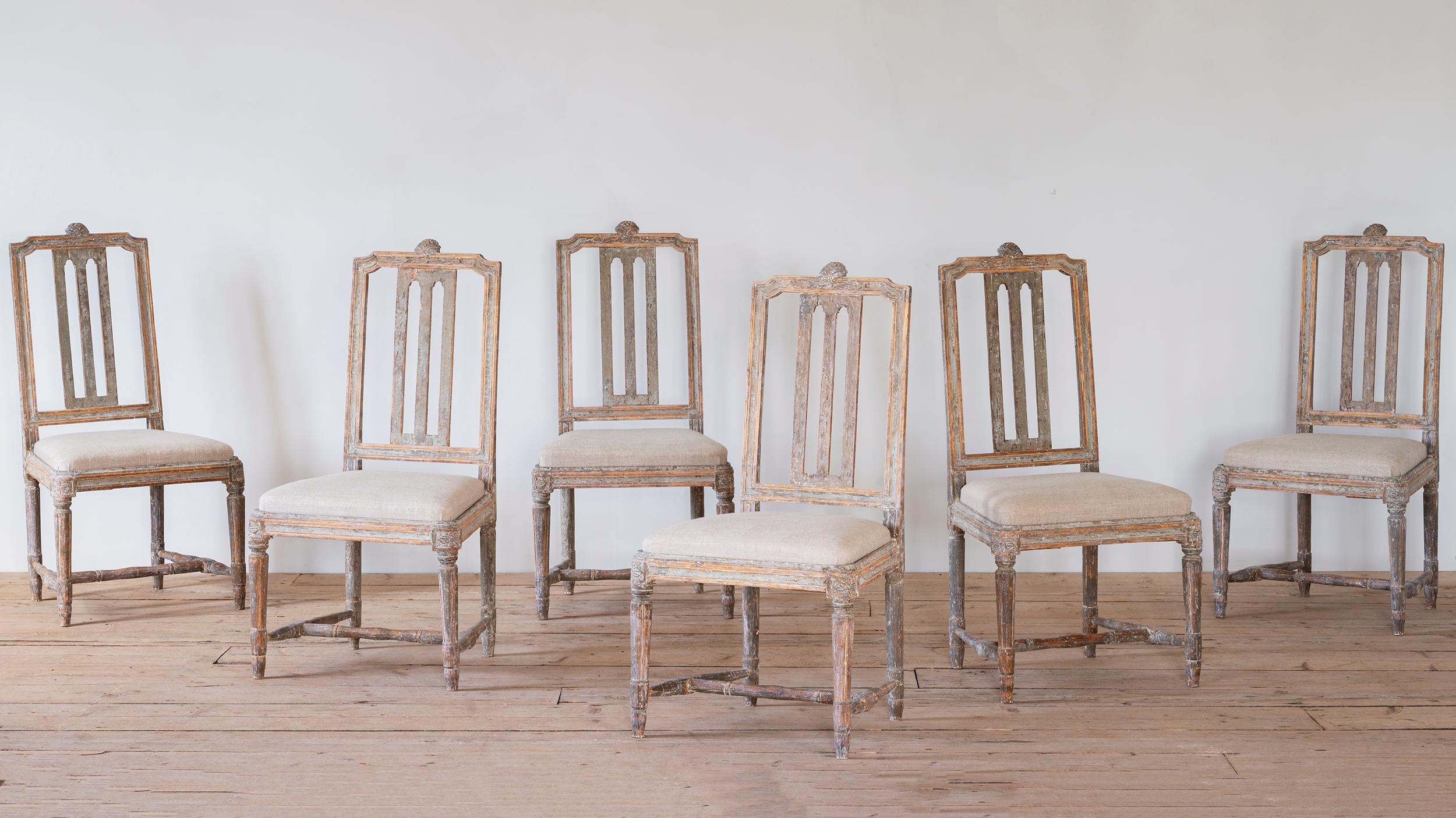 Fine set of six Swedish 18th century Gustavian chairs in their original colour. ca 1790 Sweden. 

