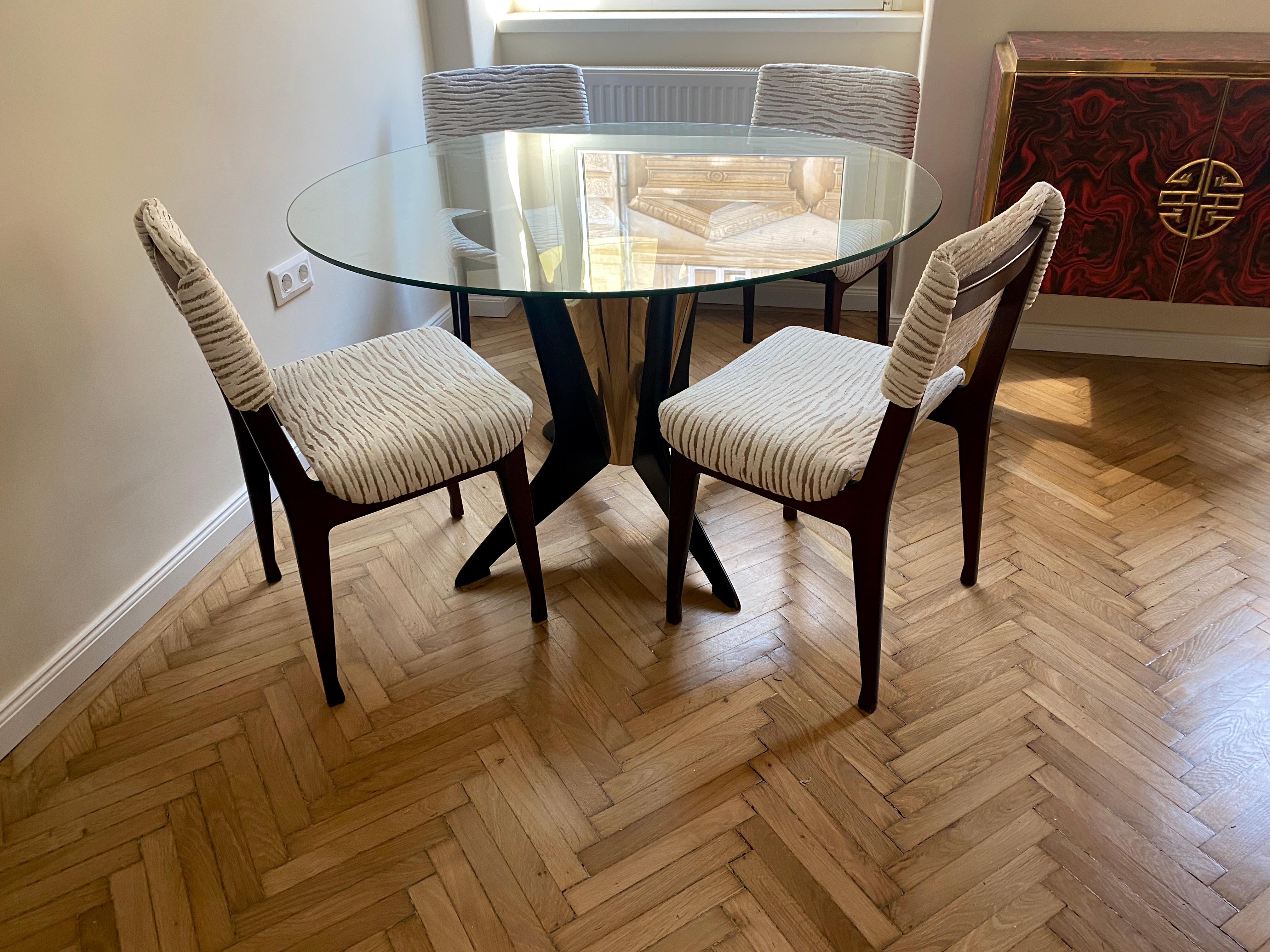 Fine Set of Six Italian Mid Century  Wood Chairs, 1950' (Moderne der Mitte des Jahrhunderts) im Angebot