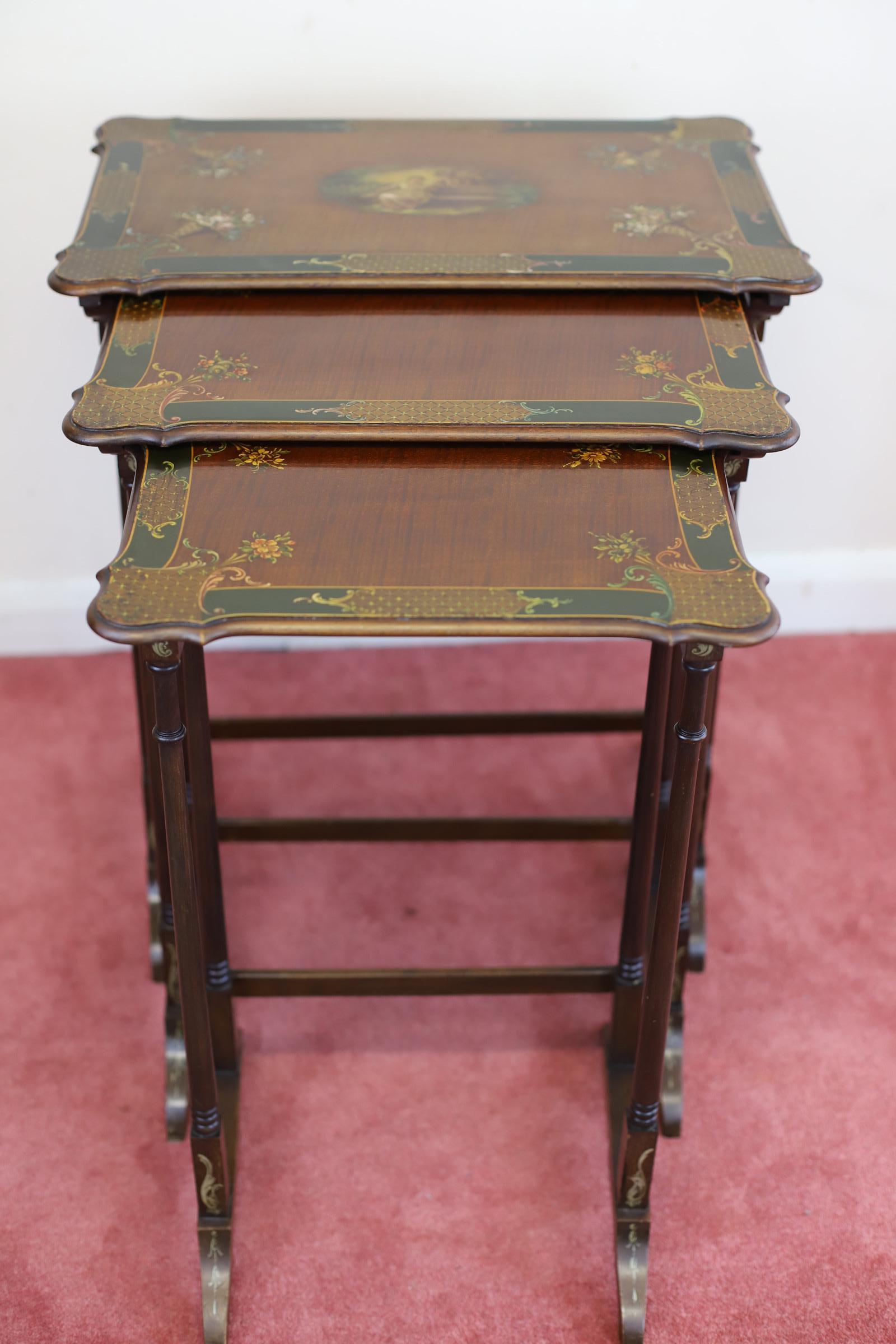 Fine Set Of Three Victorian Mahogany  Hand Painted Nest Of Tables For Sale 7