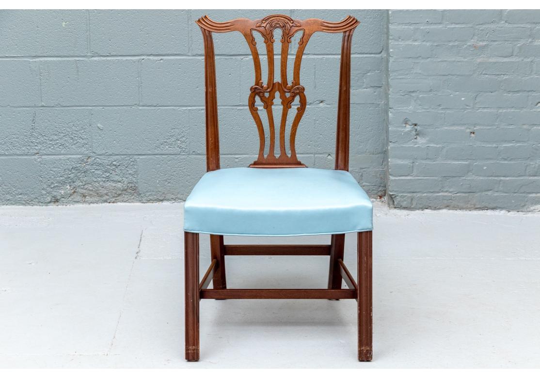 Feines Set von gut geschnitzten Chippendale-Stil Esszimmerstühlen im Angebot 1