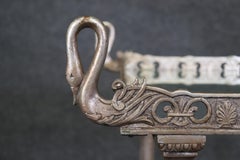 Carrello da tè con specchio del cigno italiano in metallo argentato Carrello per liquori Carrello da bar