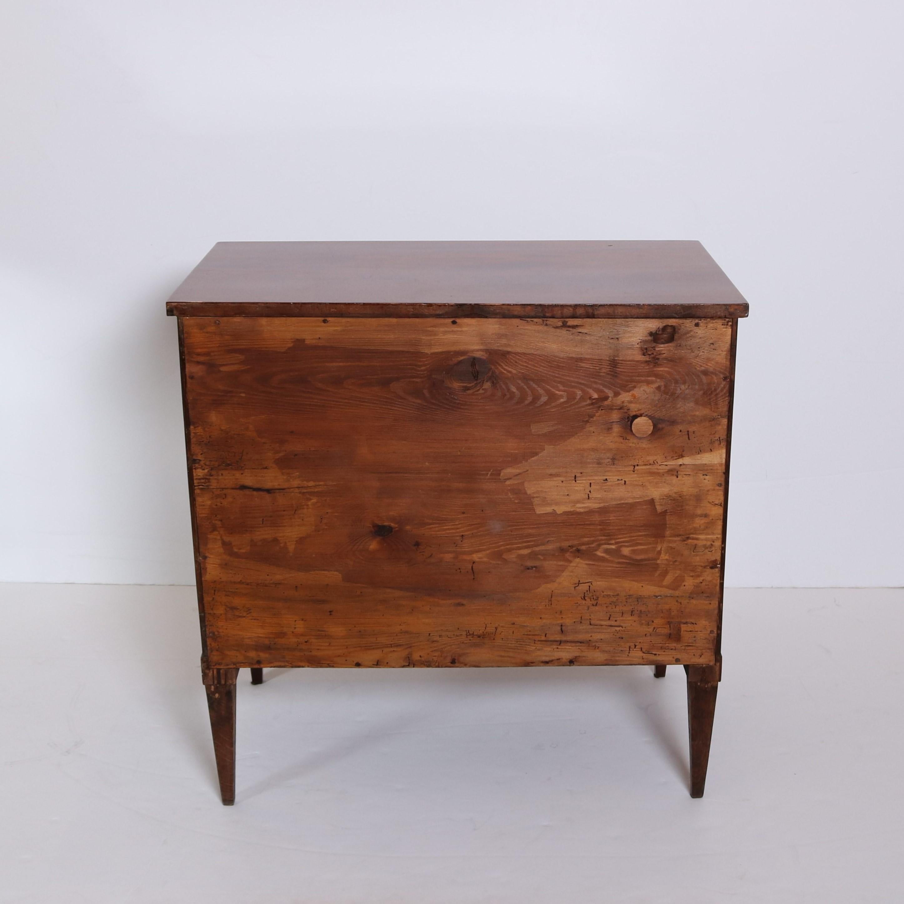 Fine cassettiera singola Biedermeier in vendita 3