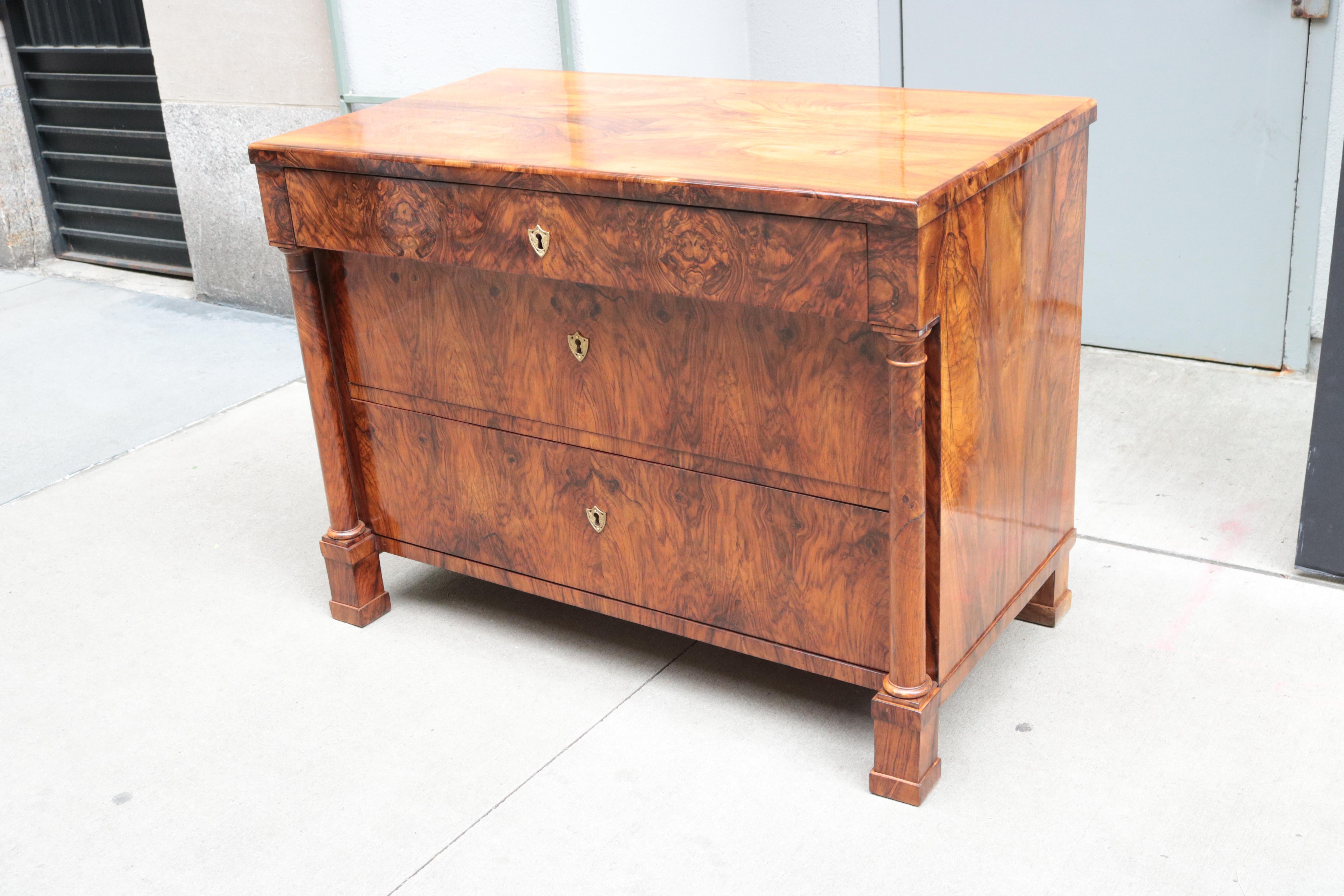 Walnut Fine Single Biedermeier Chest of Drawers For Sale