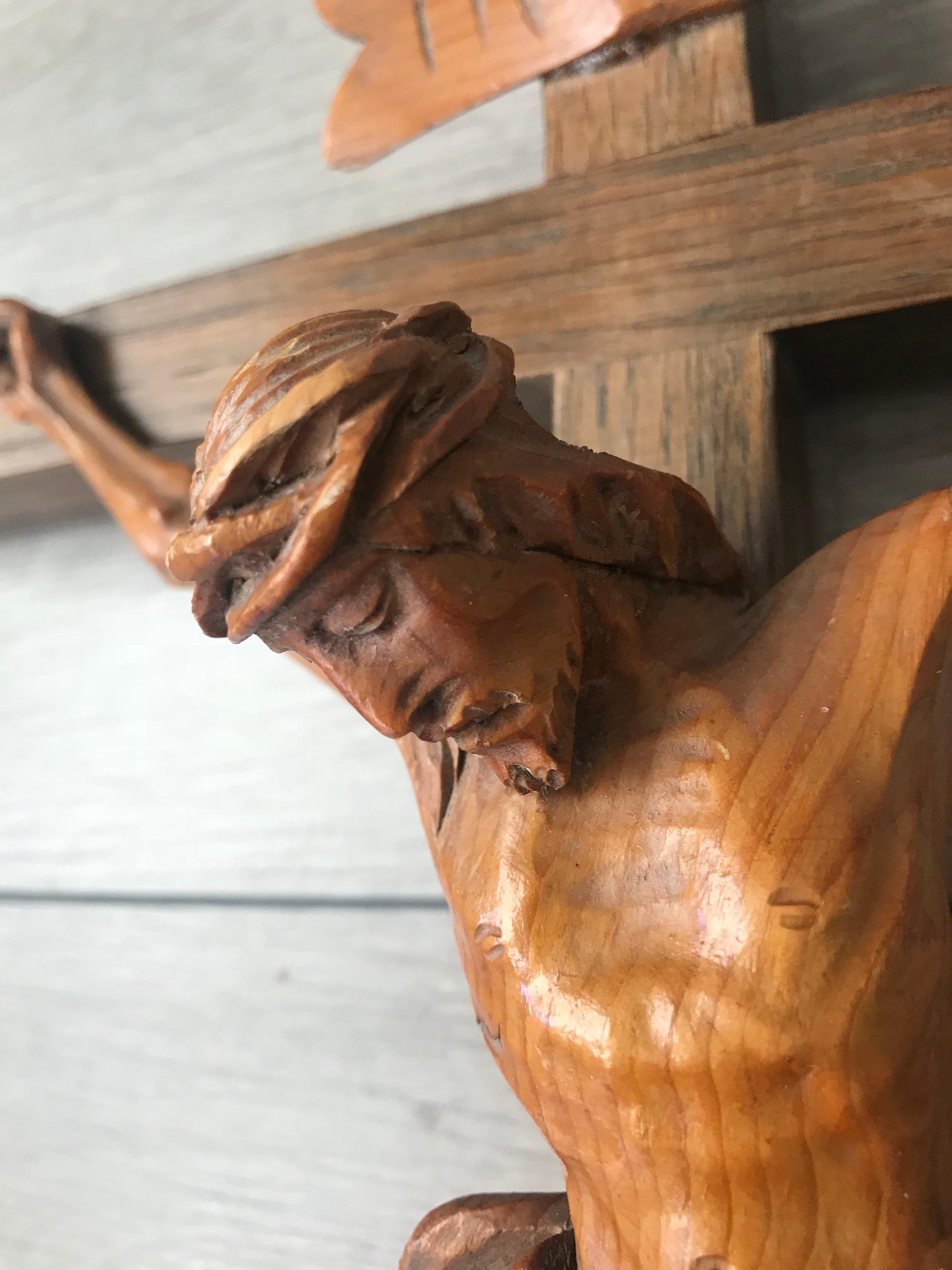 Small Size Antique Handcrafted and Carved Pine and Oak Home Wall Christ Crucifix For Sale 1