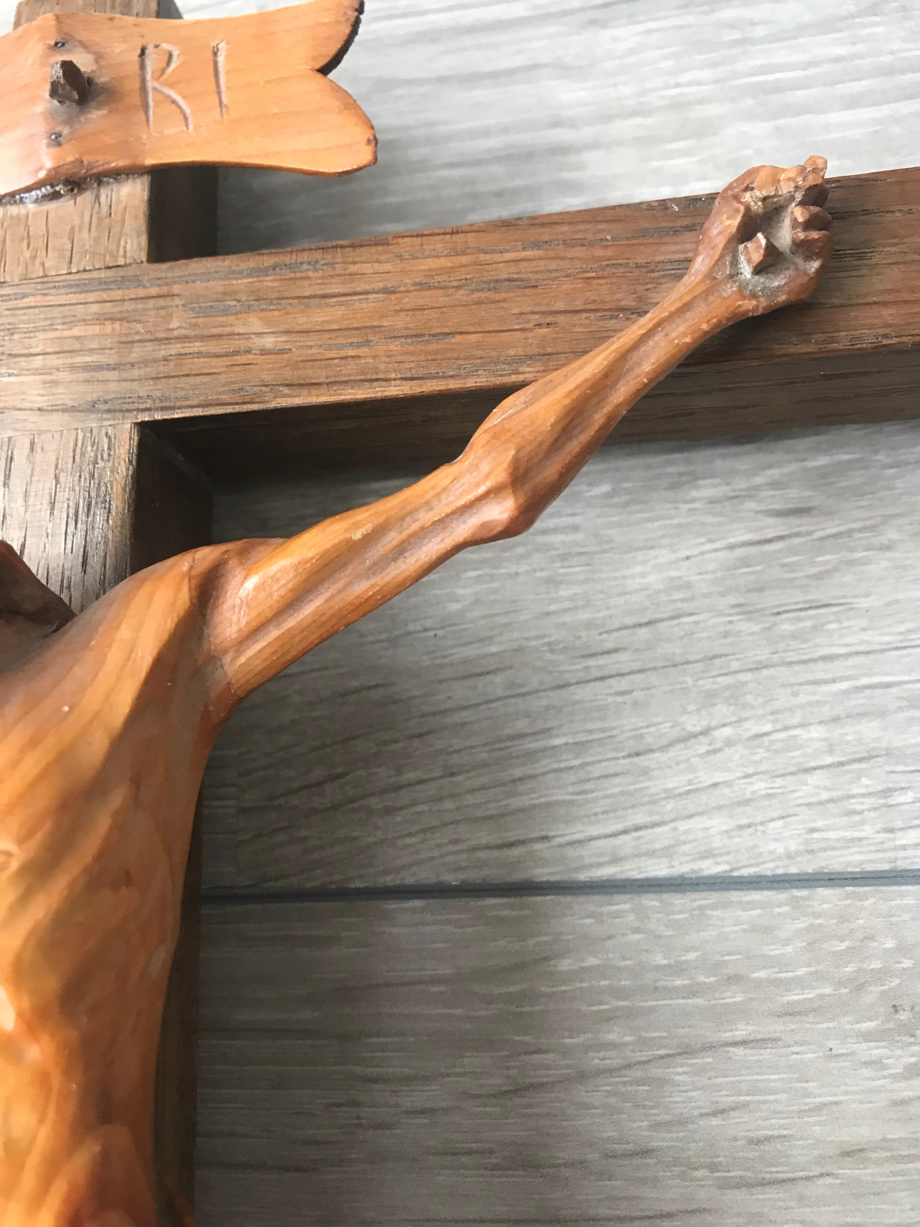Small Size Antique Handcrafted and Carved Pine and Oak Home Wall Christ Crucifix For Sale 3