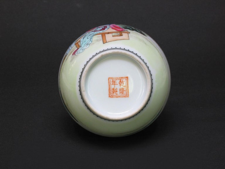 Hand-Crafted Fine Small Chinese Famille Rose Eggshell Bulbous Vase For Sale