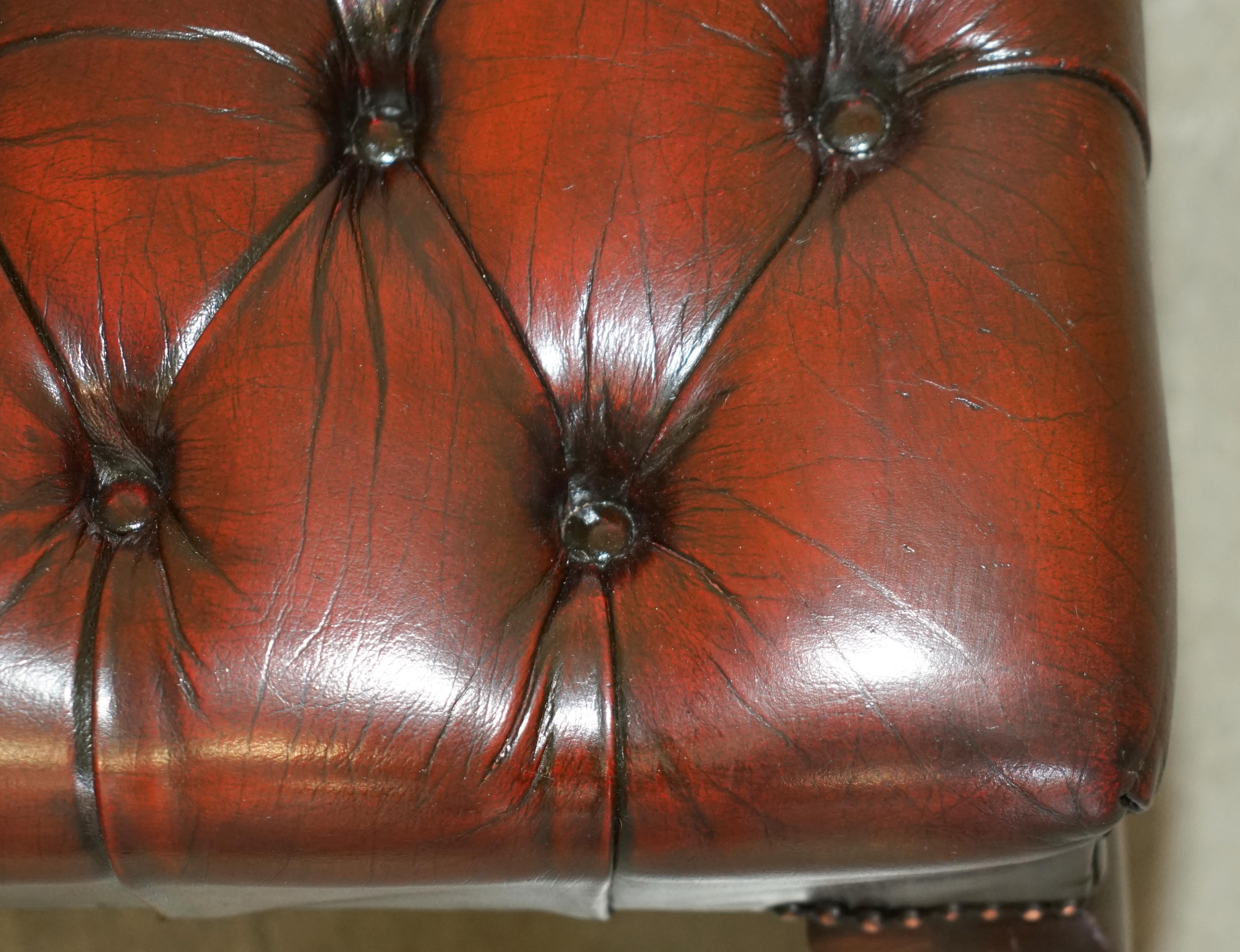 FiNE SMALL FULLY RESTORED CHESTERFIELD HAND DYED BROWN LEATHER TUFTED FOOTSTOOl 5