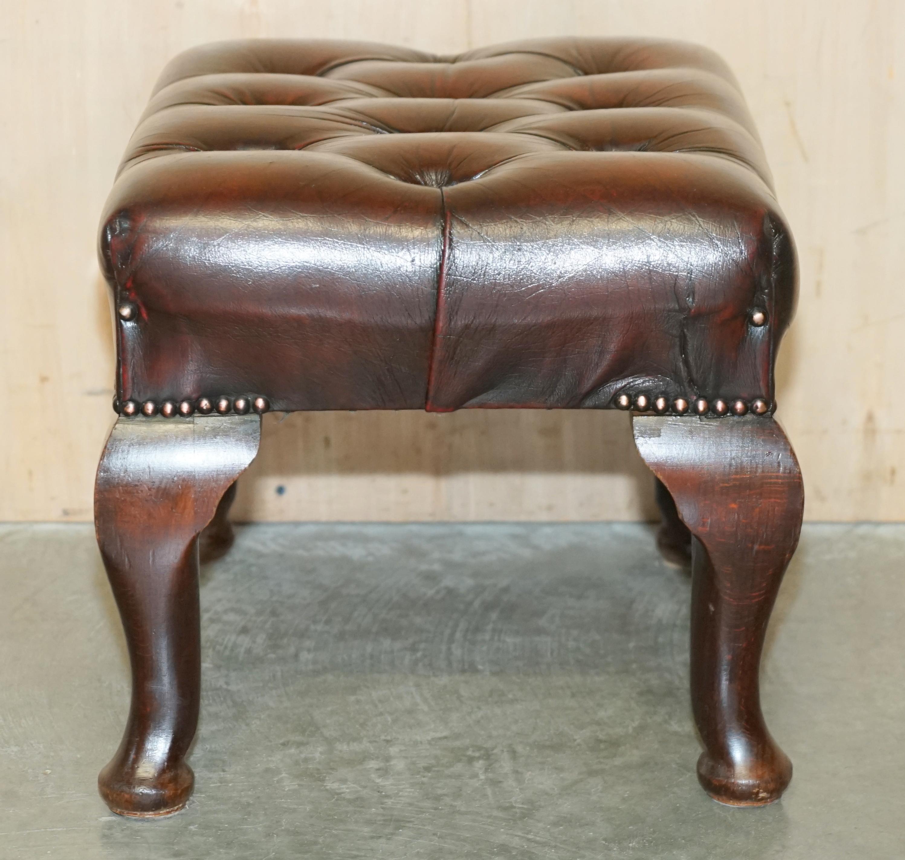 FiNE SMALL FULLY RESTORED CHESTERFIELD HAND DYED BROWN LEATHER TUFTED FOOTSTOOl 8