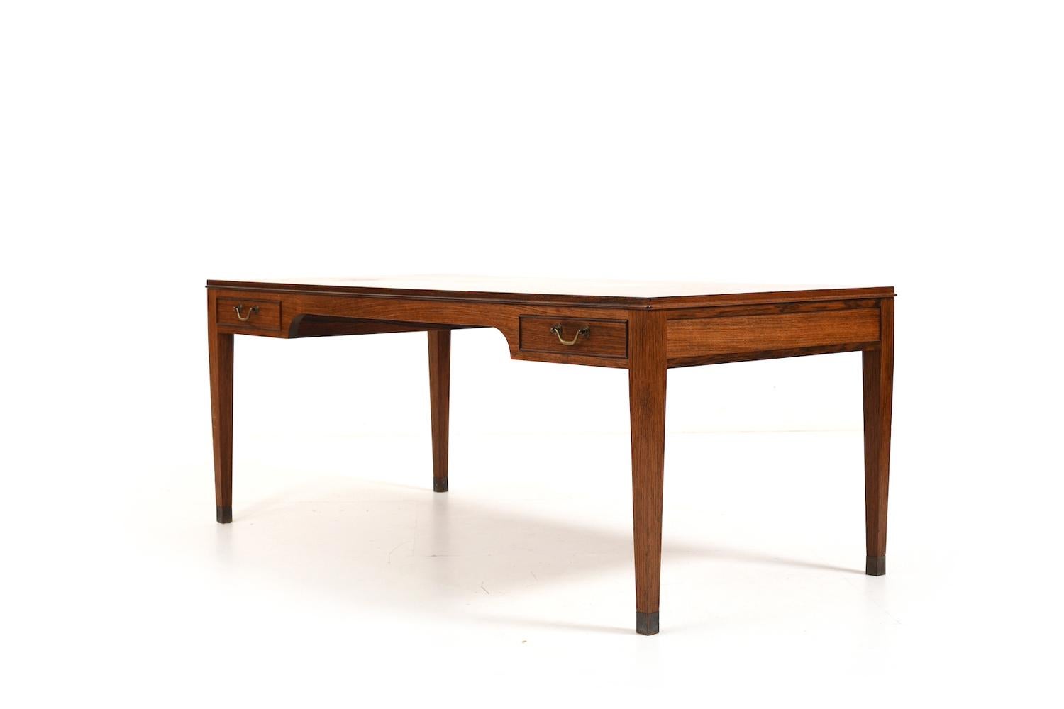 Fine Sofa Table by Frits Henningsen 1940s For Sale 4
