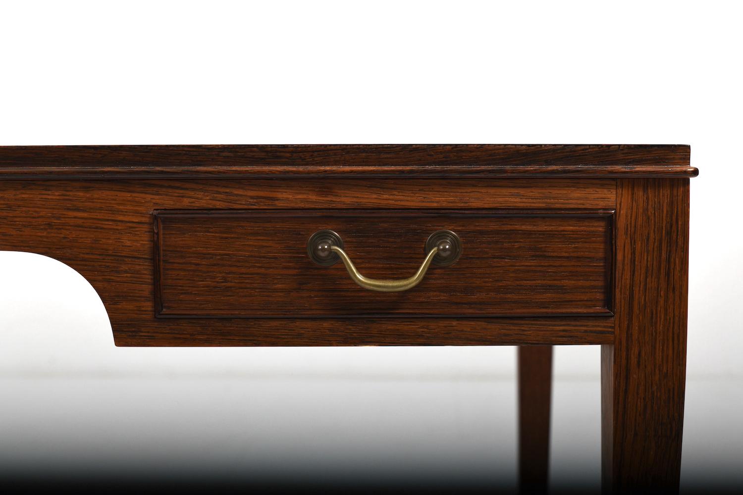 Fine Sofa Table by Frits Henningsen 1940s For Sale 2