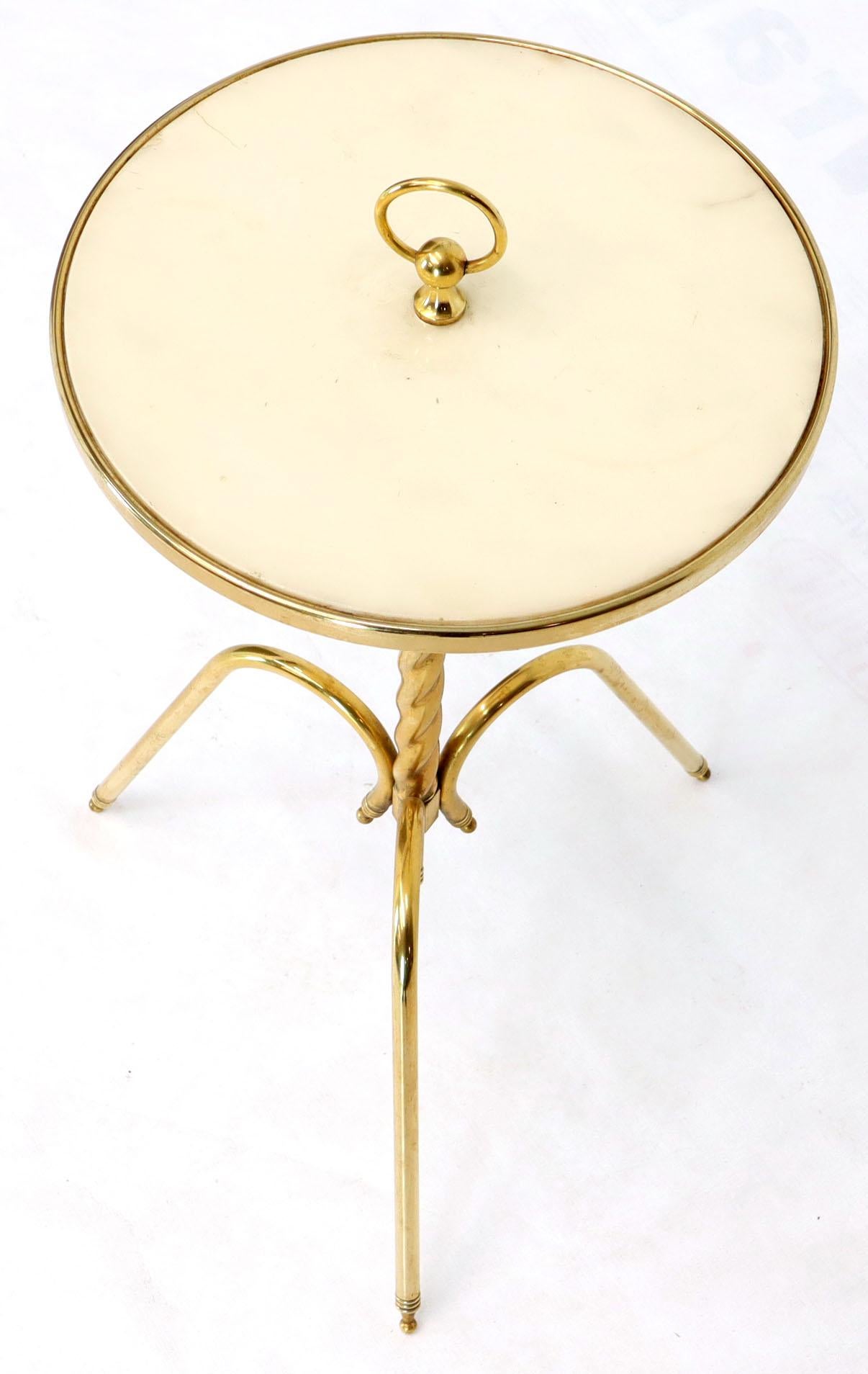 Fine Solid Brass Profile with Onyx Top Side End Serving Accent Table, Italy In Good Condition In Rockaway, NJ