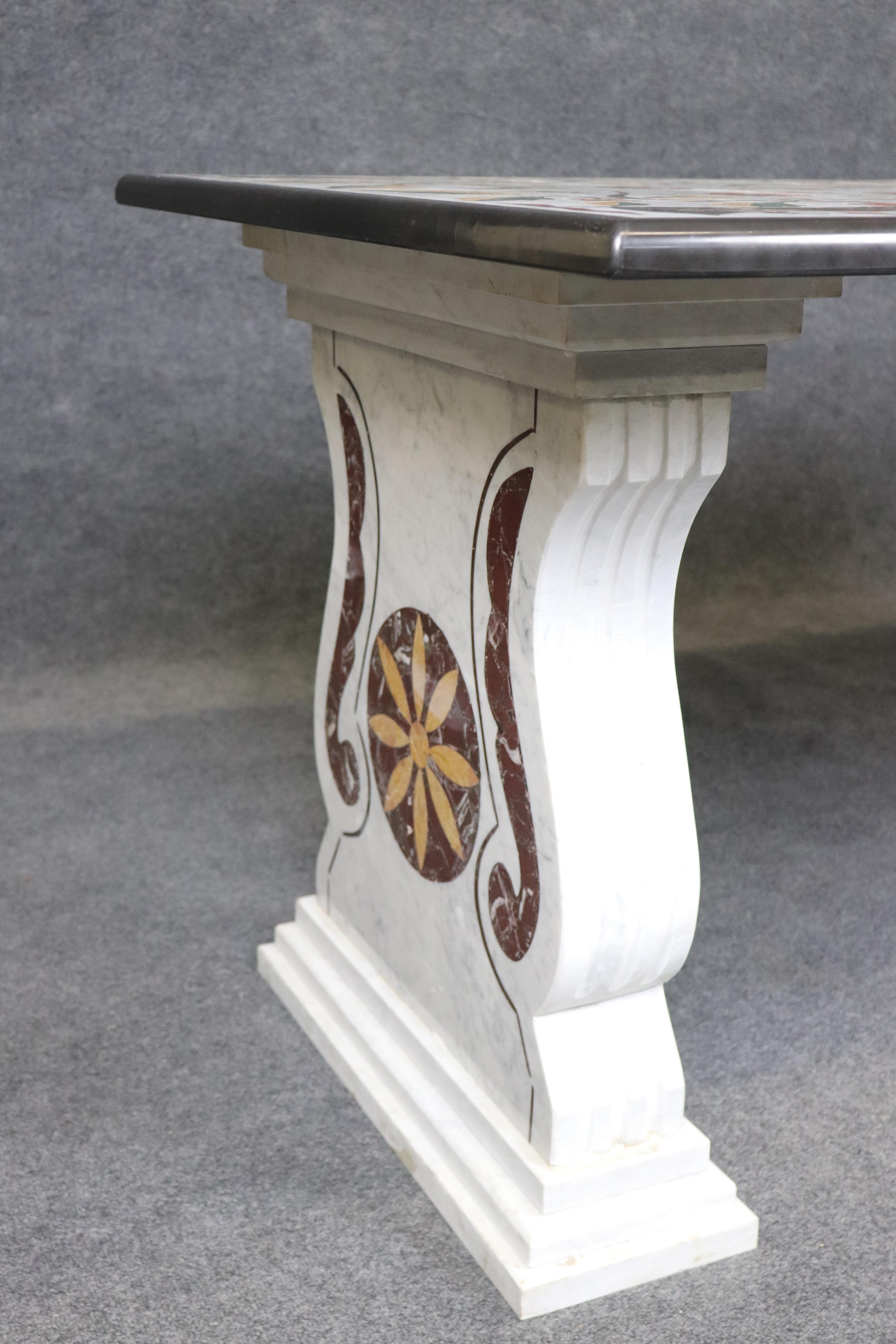 Fine Solid Marble Inlaid Pietra Dura Italian Neoclassical Dining Table en vente 3