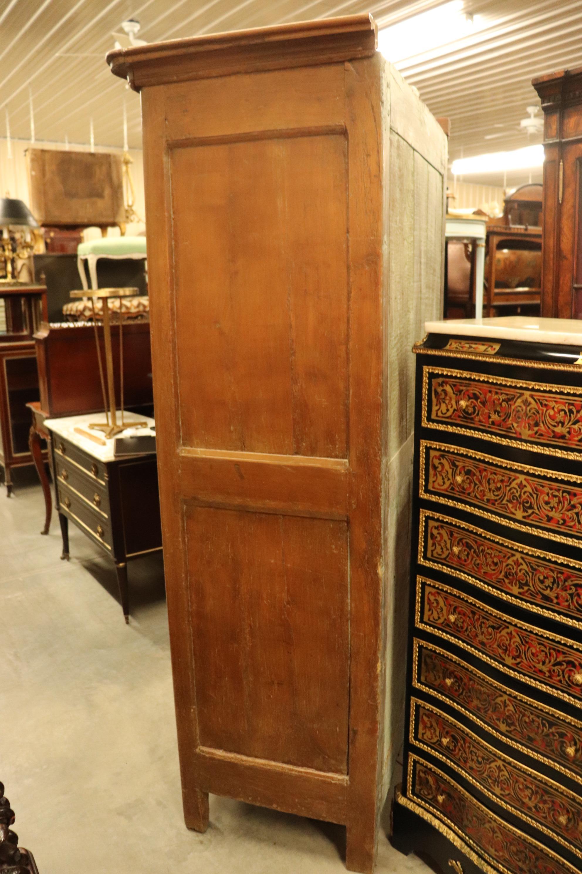 Fine Solid Oak Single Door French Country Armoire Bonnetiere Circa 1840s For Sale 10