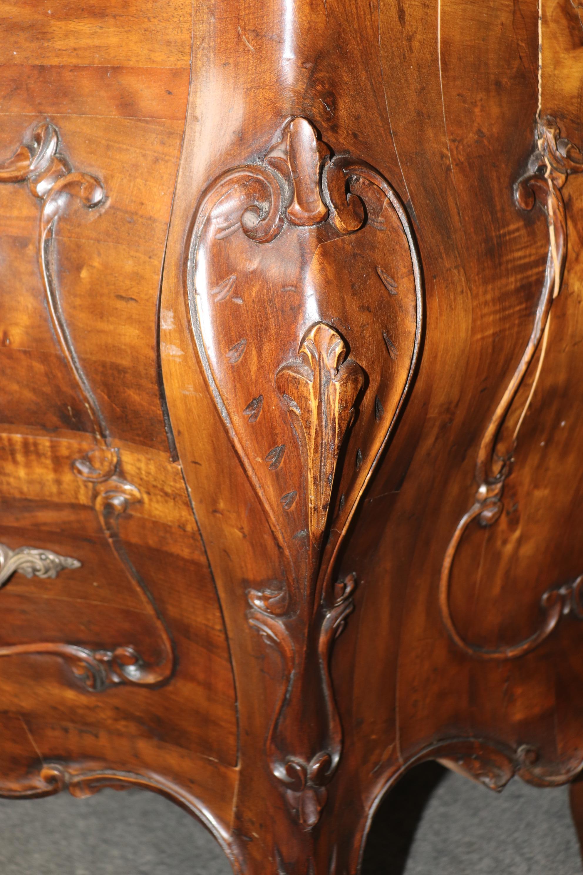 Fine Solid Walnut Bombe Form Carved Italian Louis XV Style Commode For Sale 7
