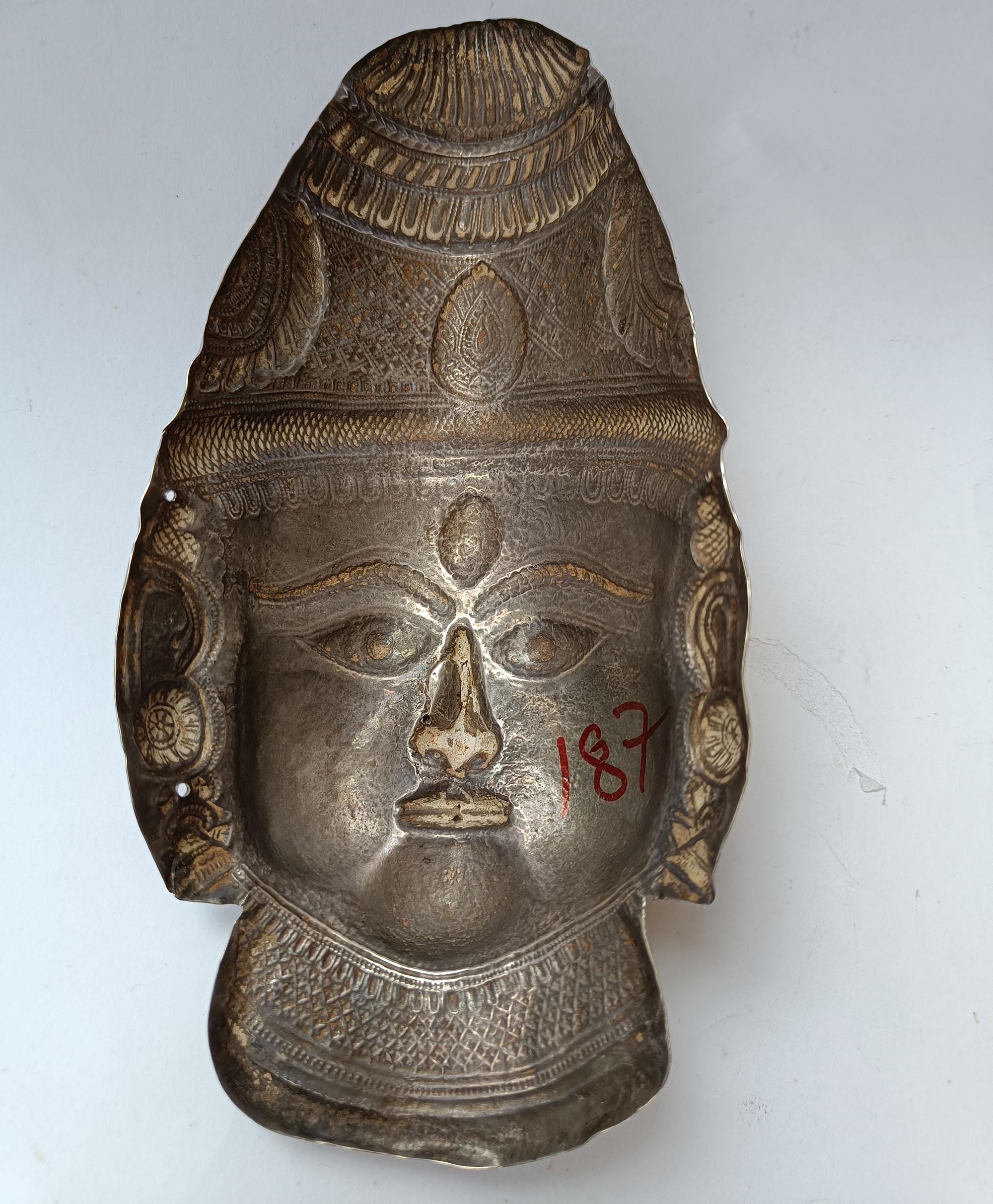 Indiano Fine Repousse dell'India del Sud Hindu  Maschera d'argento Vishnu Antiques Arte Antiques