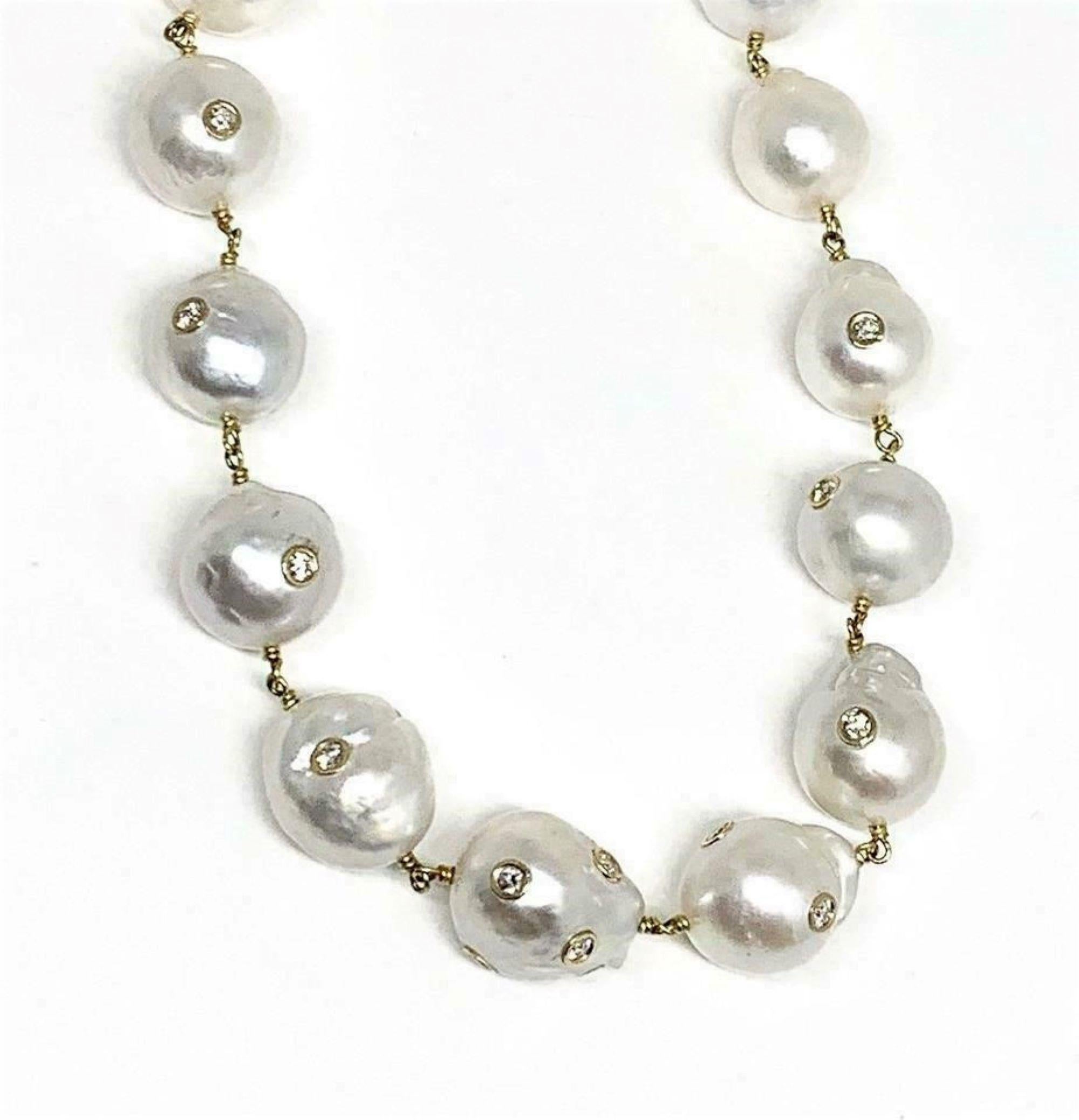 Modern Fine South Sea Pearl Diamond 18 Karat Necklace Certified For Sale