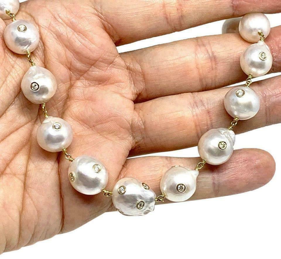 Fine South Sea Pearl Diamond 18 Karat Necklace Certified In New Condition For Sale In Brooklyn, NY