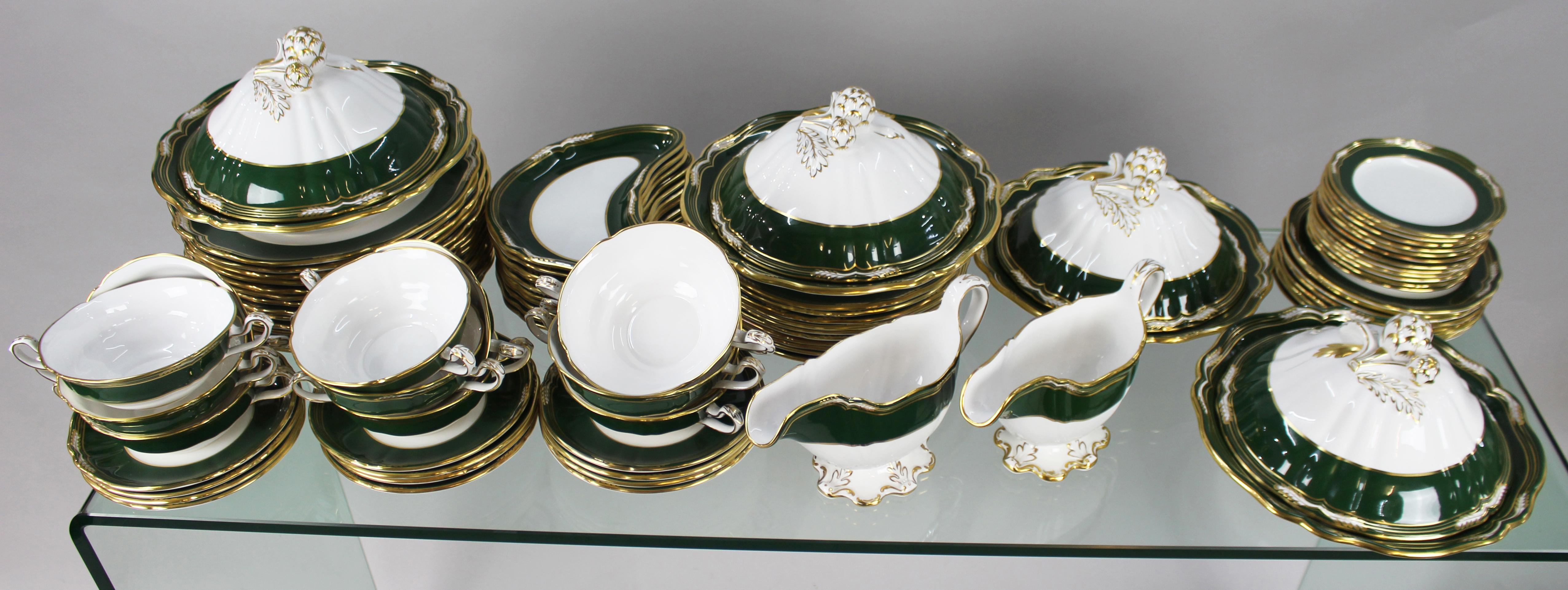 British Fine Spode Harrogate Bone China Dinner Service For Sale