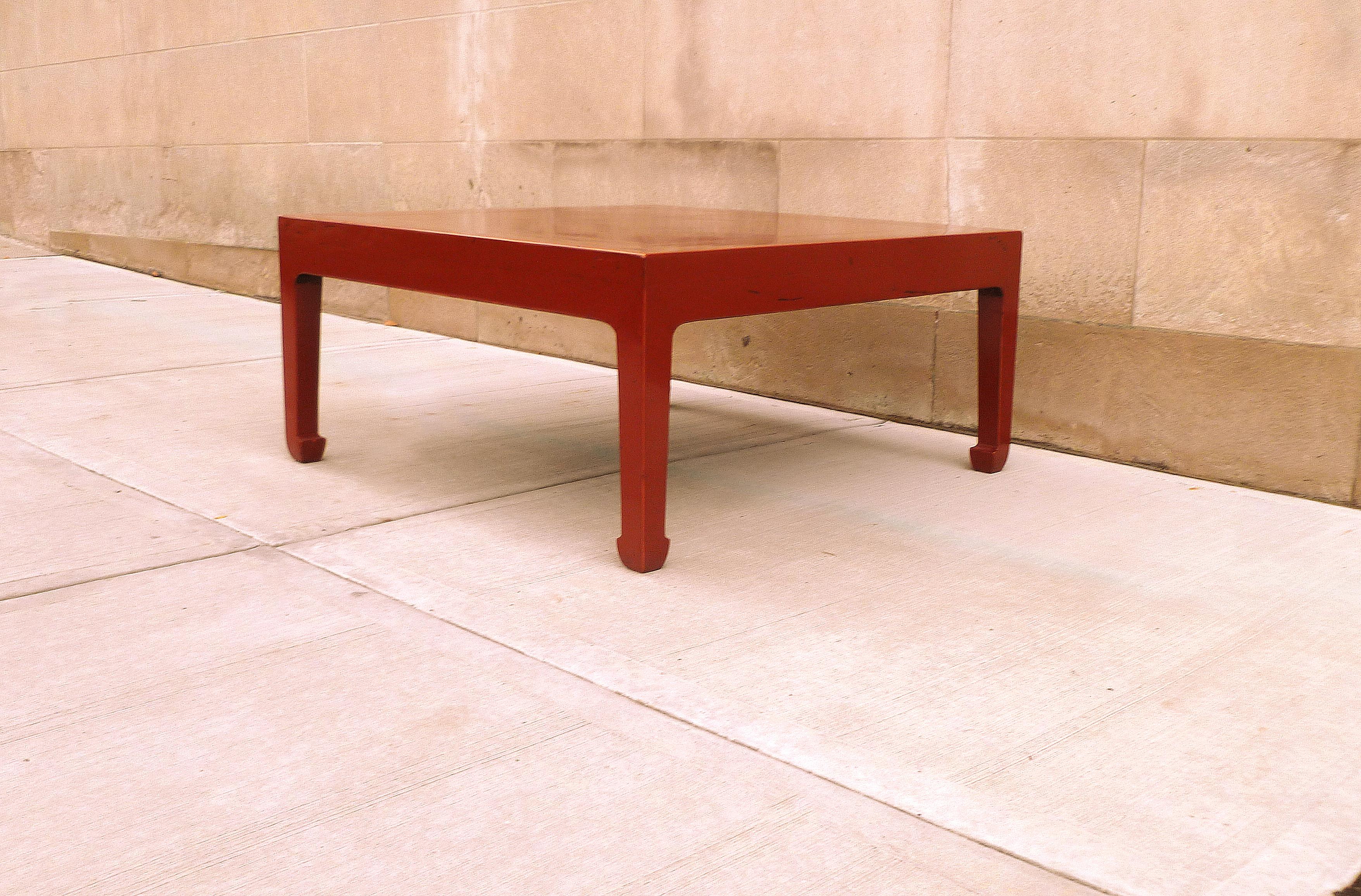 Fine Square Red Lacquer Low Table In Good Condition For Sale In Greenwich, CT