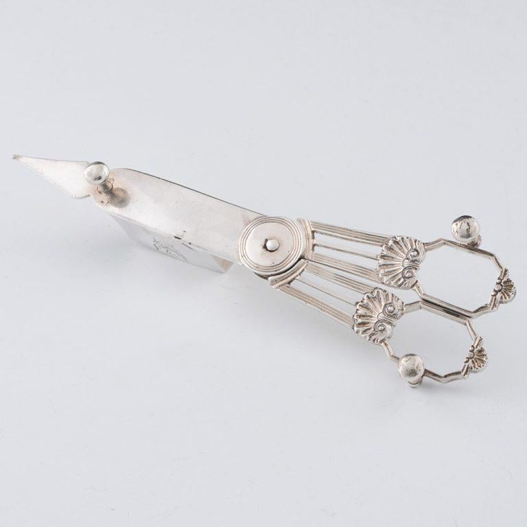 Fine XVIII secolo Trimmer a stoppino in argento 925 Londra 1789 in vendita