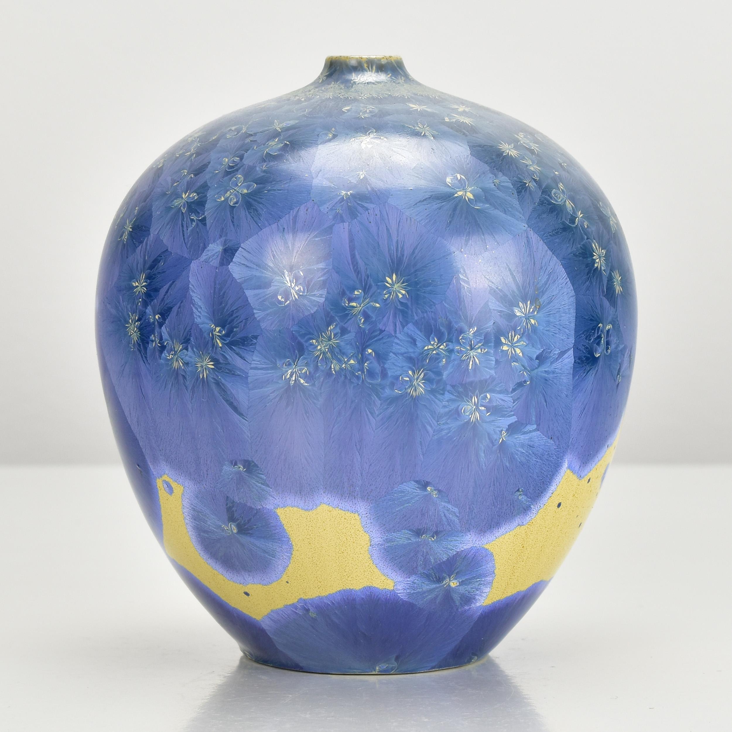 Mid-Century Modern Fine Studio Art Pottery Vase with Crystalline Glaze Vintage Mid Century For Sale