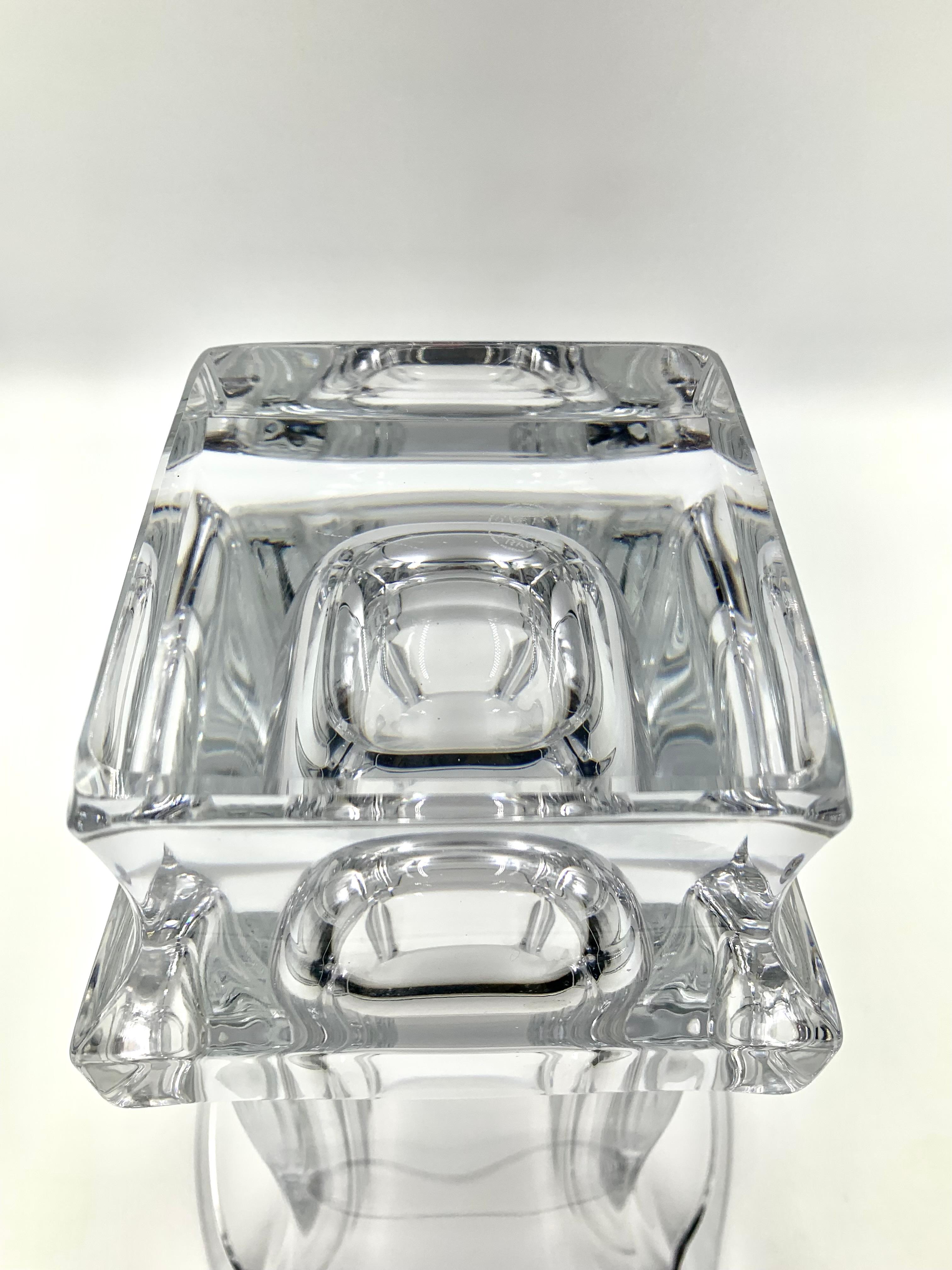Fine Substantial Campana Form Neoclassical Style Baccarat Crystal Vase 2