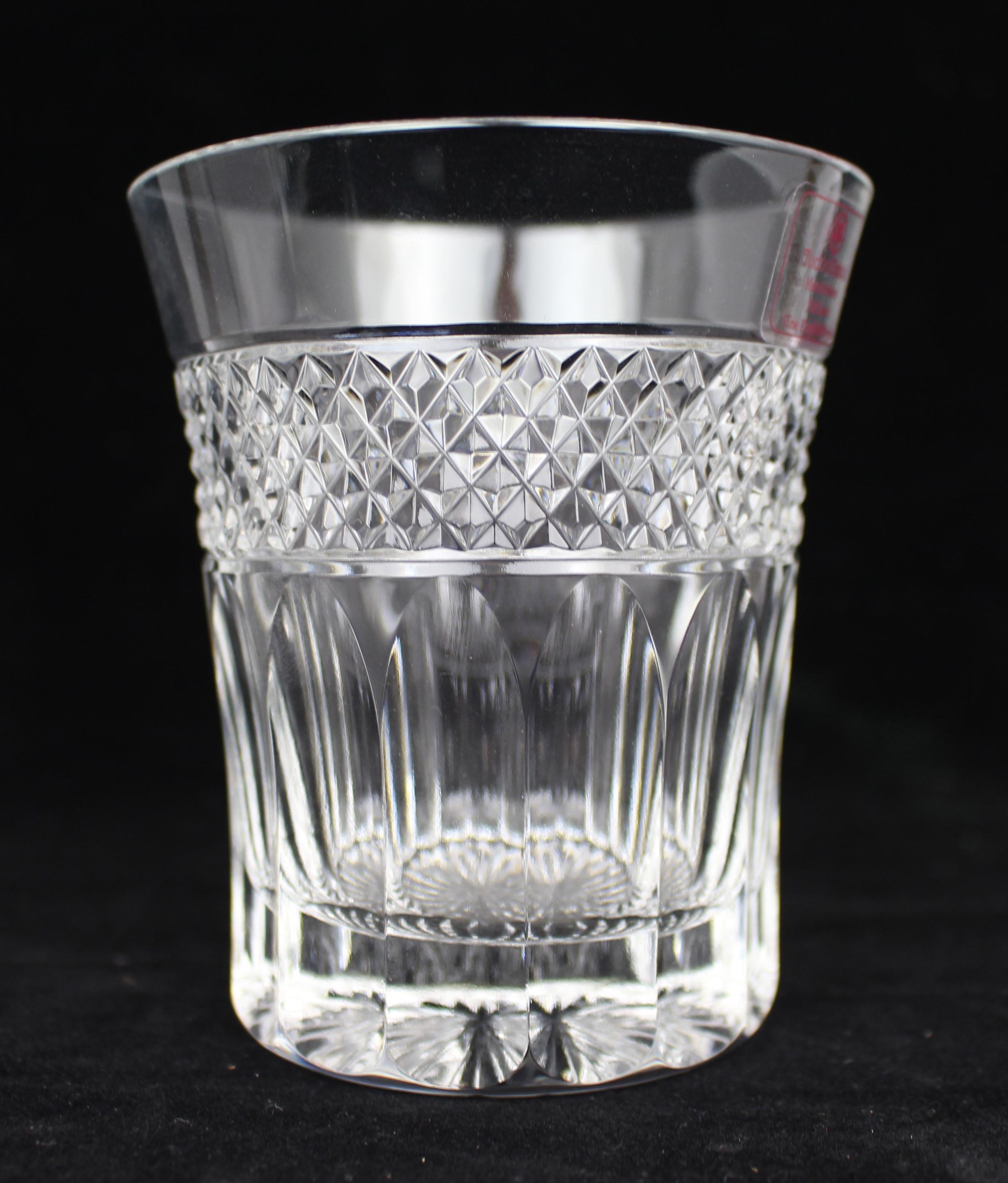 Conjunto de 48 copas de cristal Tudor con diseño 