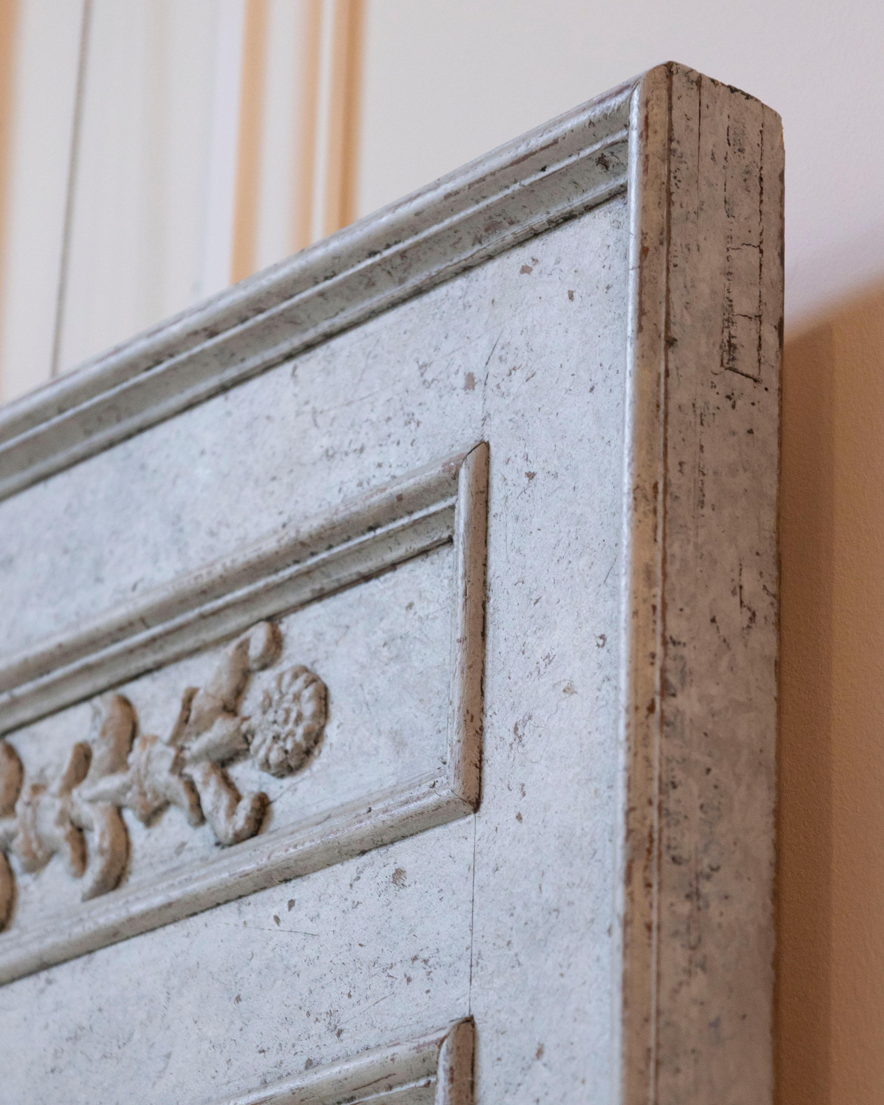 Fine Swedish Mirror in Gustavian Gray, circa 1870 en vente 1