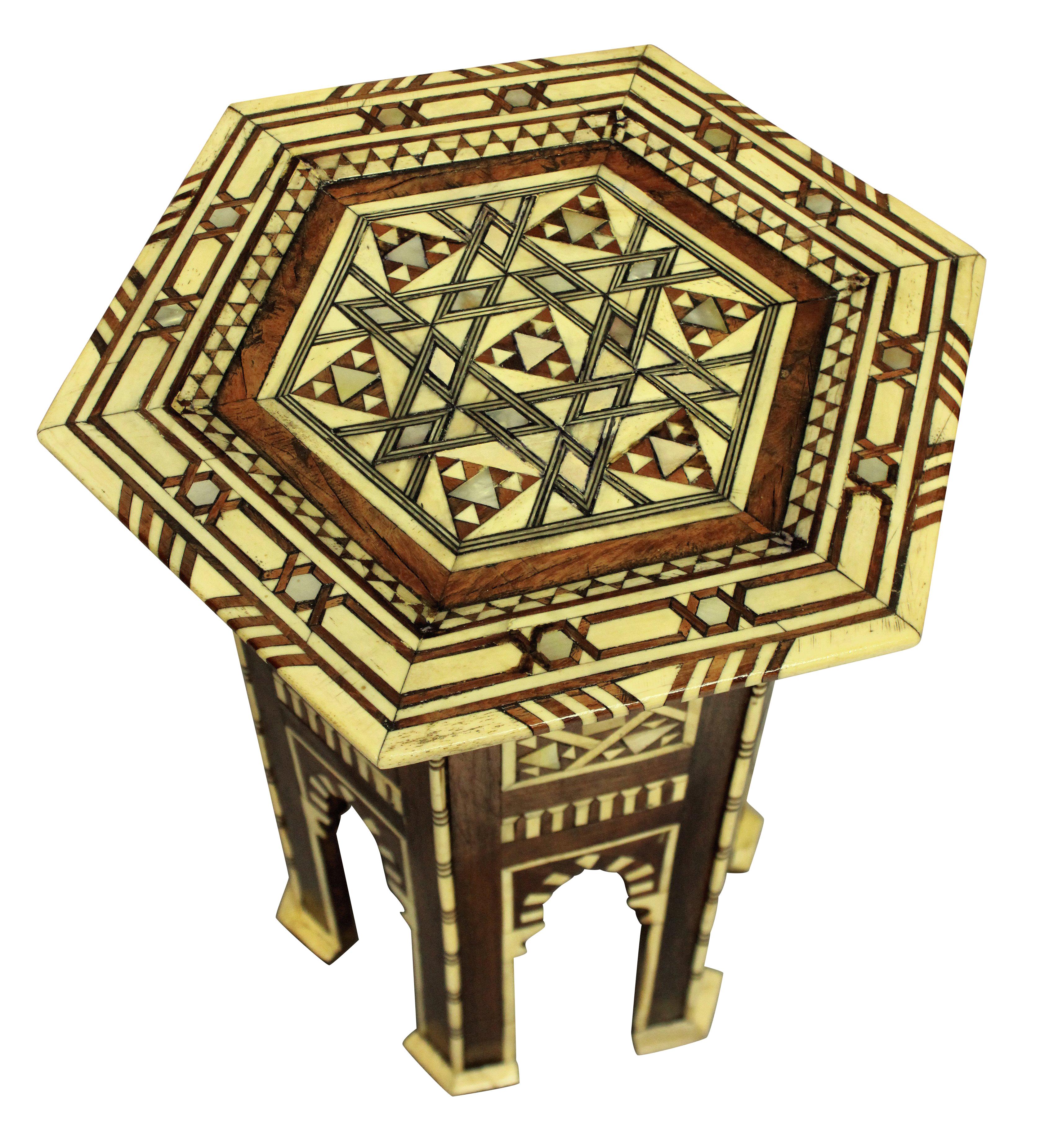 Fine Syrian Bone and Mother of Pearl Side Table In Good Condition In London, GB