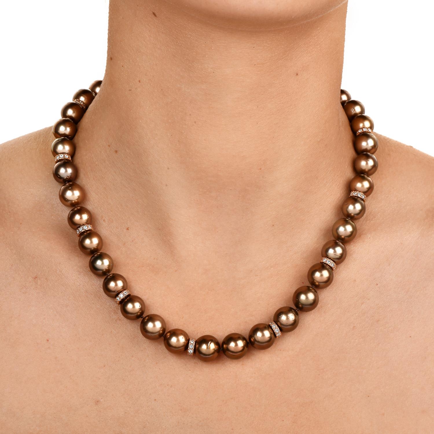 Feine goldene Brown Tahiti-Perle Diamant 18K Rose Gold Perlenkette im Angebot 1