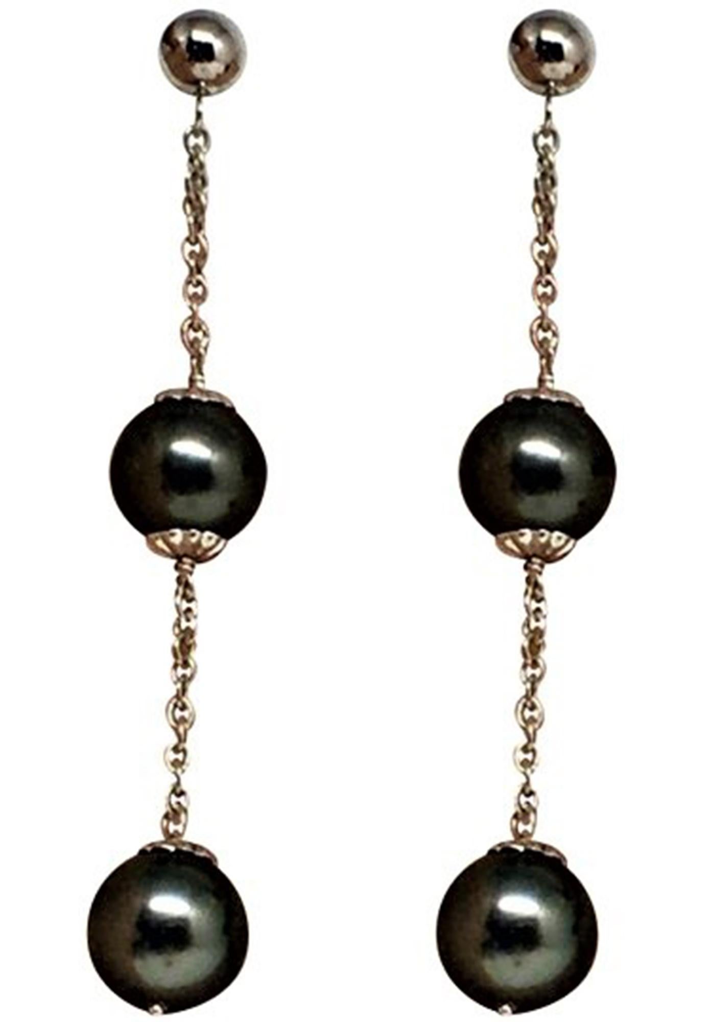 Certificate#201815384 
Fine Tahitian Pearl 14 Kt Large 8.8 mm Earrings Certified $1,290 815384 

This is a Certified Authentic Fine Quality Diamond and LARGE 8.8-8.5 MM Tahitian Saltwater Pearl 14KT Solid Gold Earrings with a total weight of 4.443