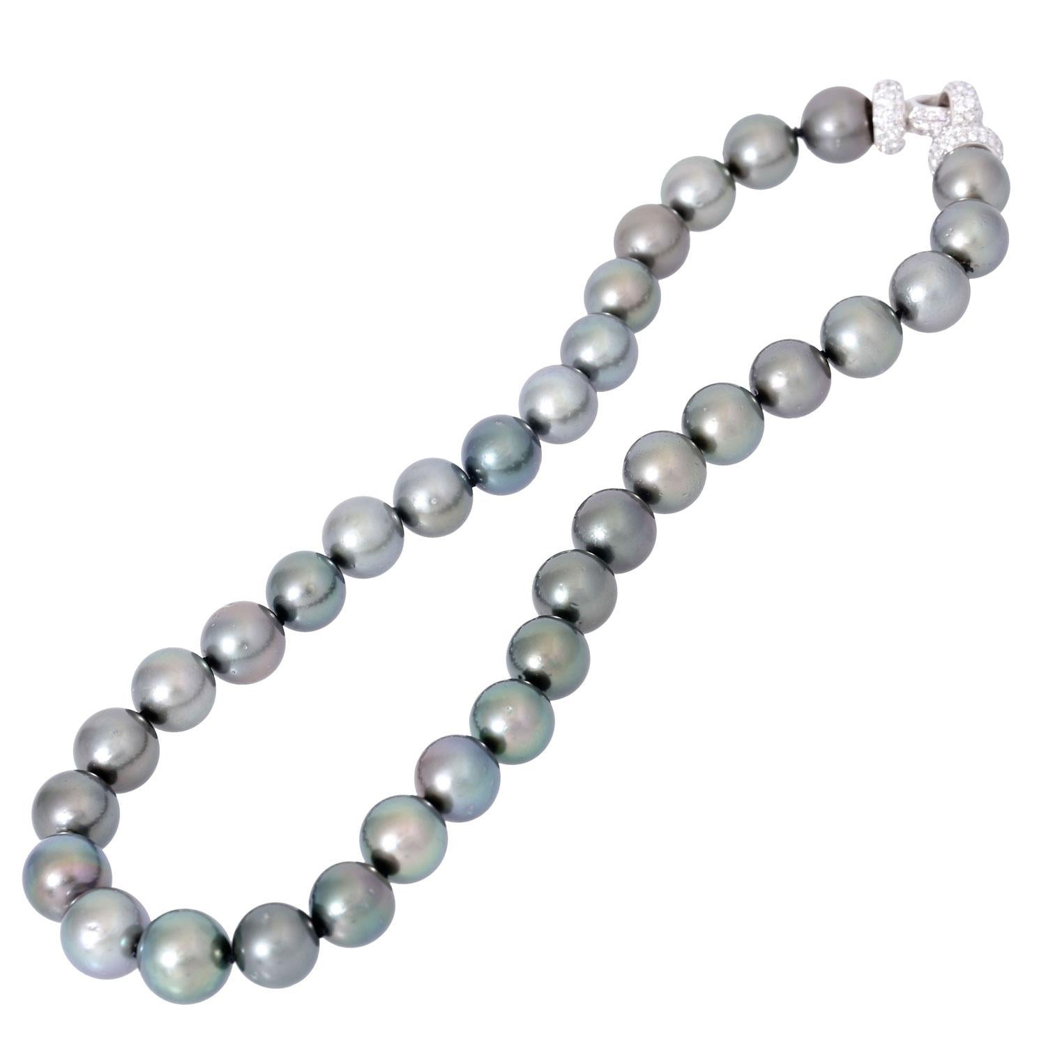 Modern Fine Tahitian Pearl Necklace For Sale