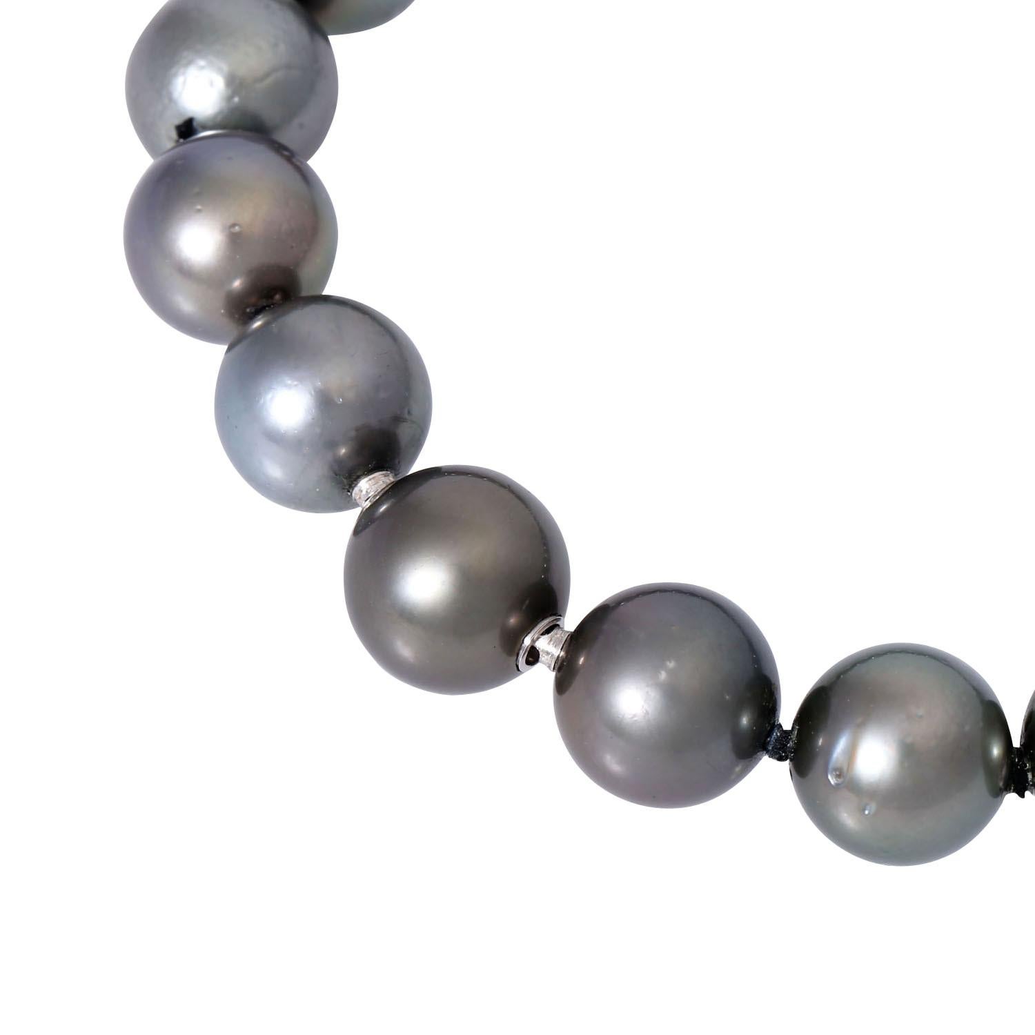 Fine Tahitian Pearl Necklace For Sale 1