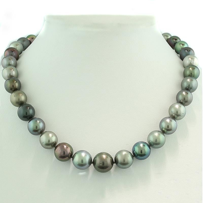 Round Cut Fine Tahitian Pearl Necklace Multicolor Strong Lustre White Gold Clasp For Sale