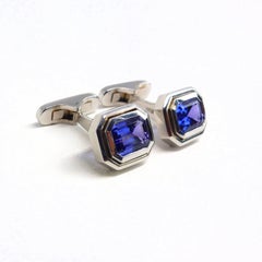 Fine Tanzanite 18 Karat White Gold Cufflinks