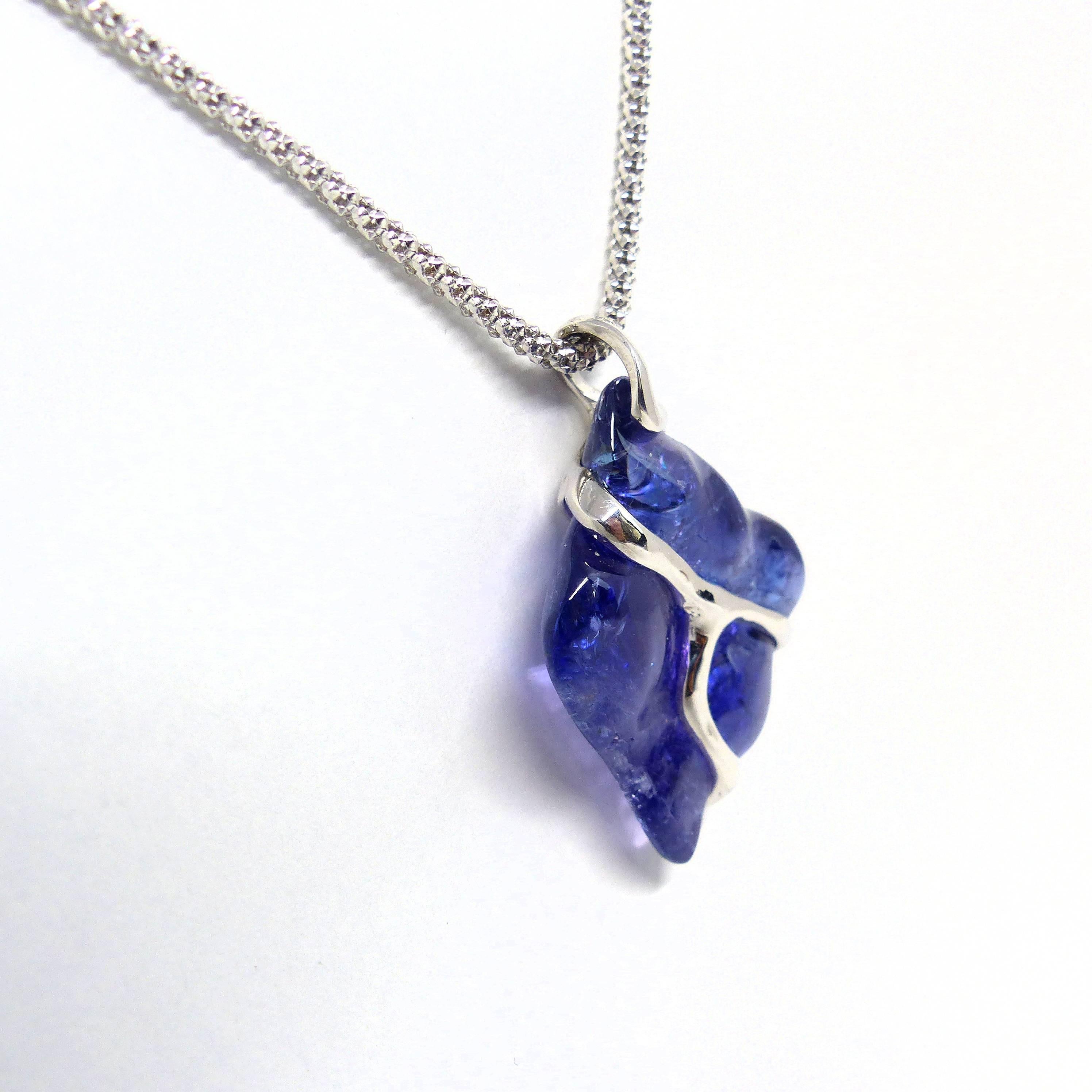 Contemporary Pendant in White Gold with 1 Tanzanite Free Shape. For Sale