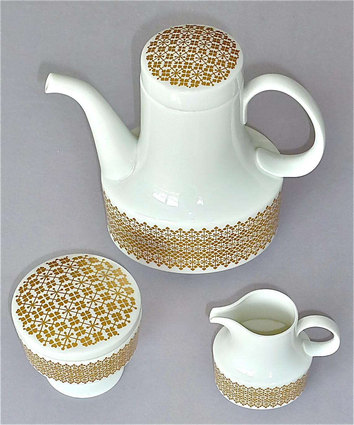 Porcelaine Service à café et à thé expresso en porcelaine blanche dorée Tapio Wirkkala de Rosenthal, années 1960 en vente