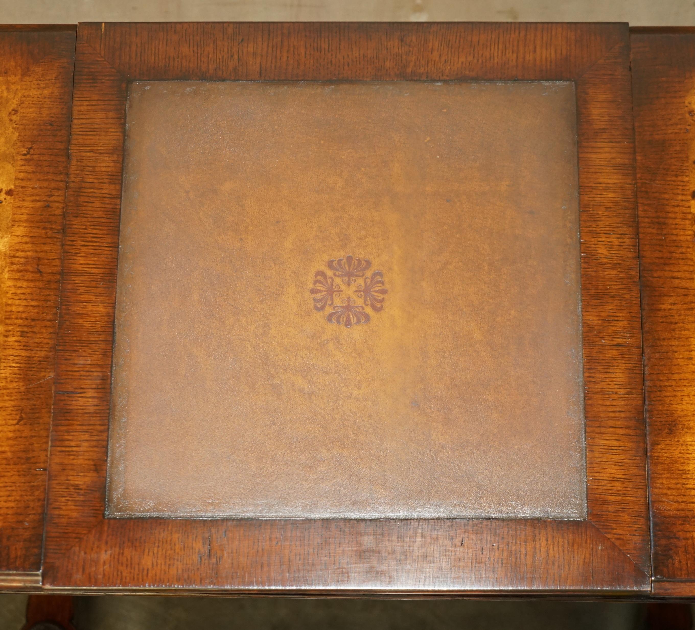 FiNE THEODORE ALEXANDER BURR WALNUT & LEATHER CHESS BACKGAMMON CARDS GAMES TABLE For Sale 4