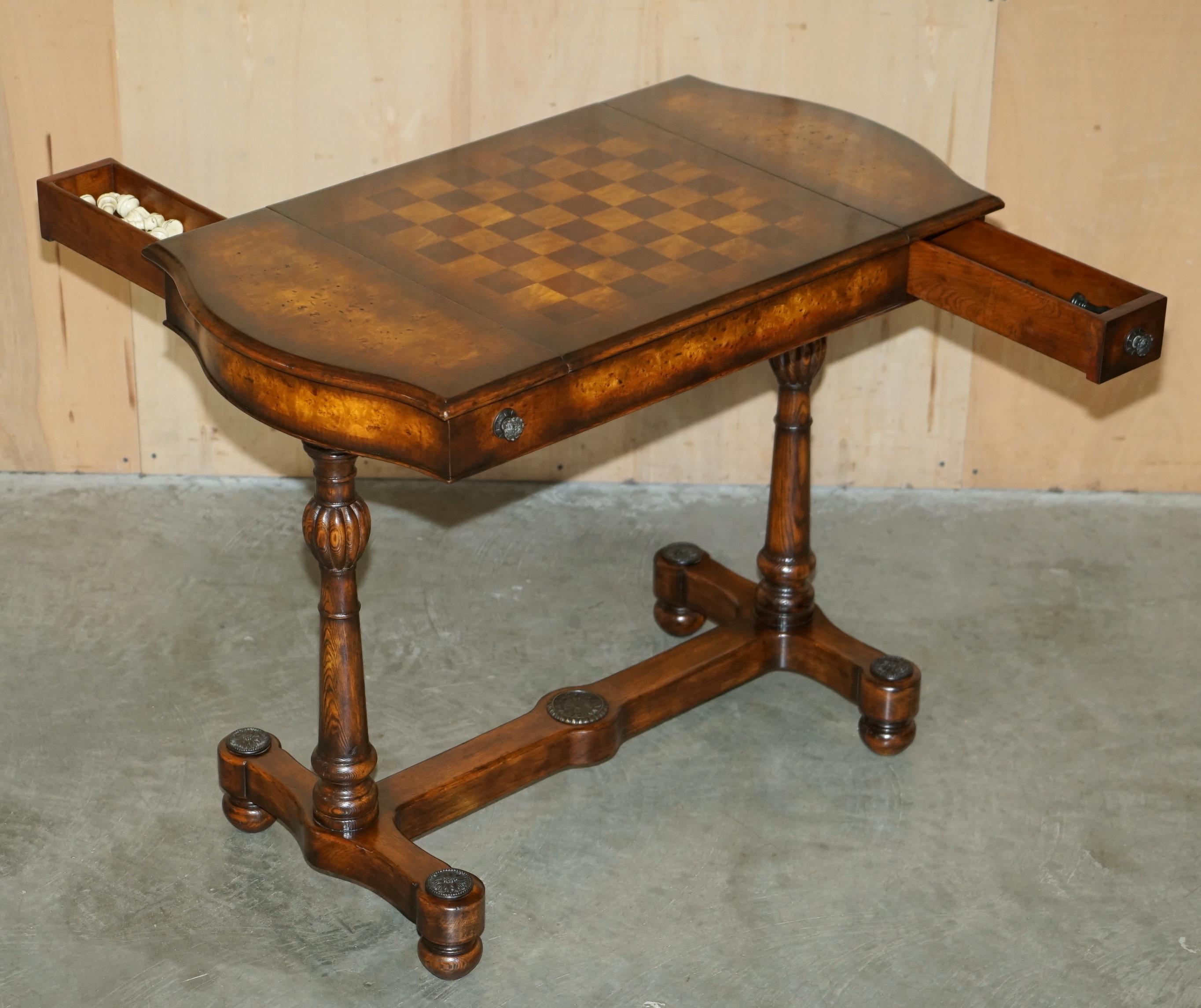 FiNE THEODORE ALEXANDER BURR WALNUT & LEATHER CHESS BACKGAMMON CARDS GAMES TABLE For Sale 7