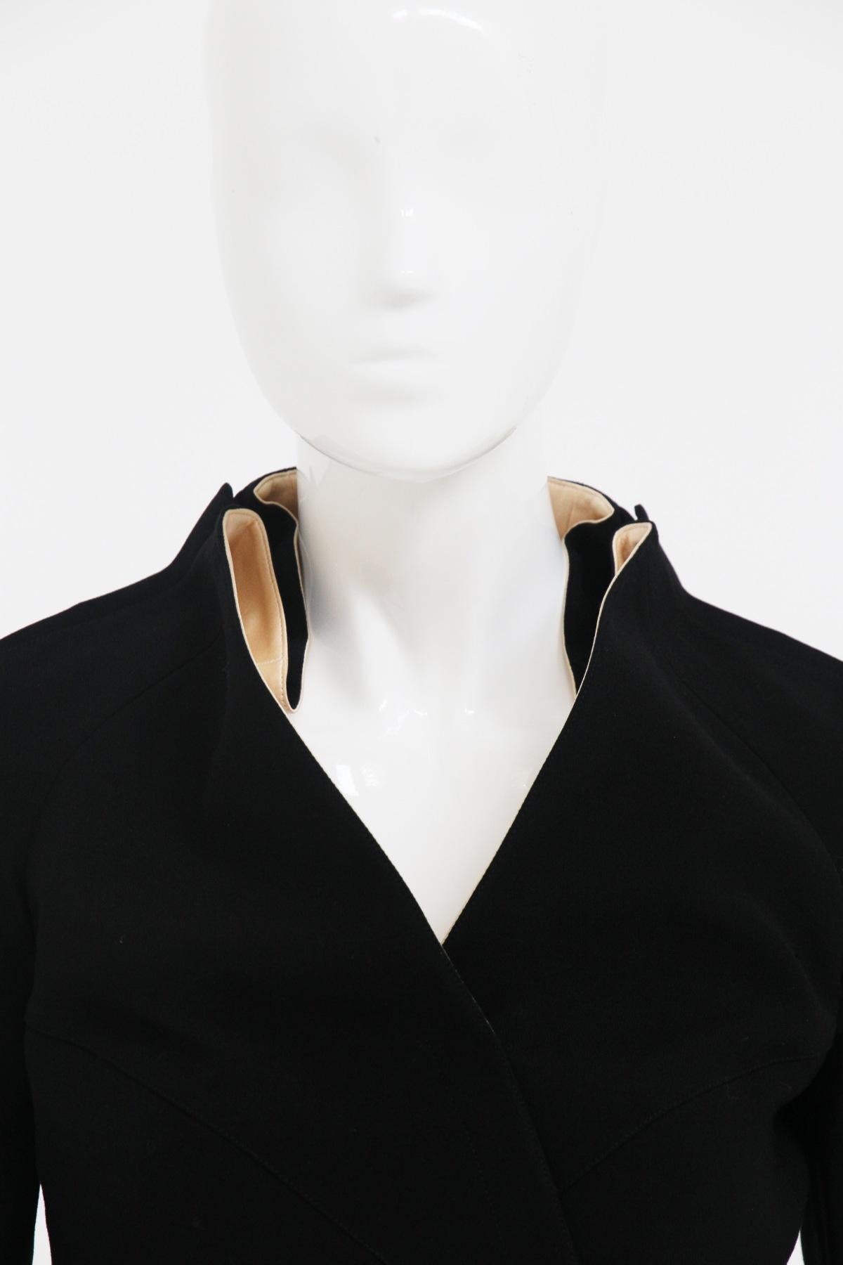 Fine Thierry Mugler Vintage Tailleur in Pure Black Silk and Champagne 6