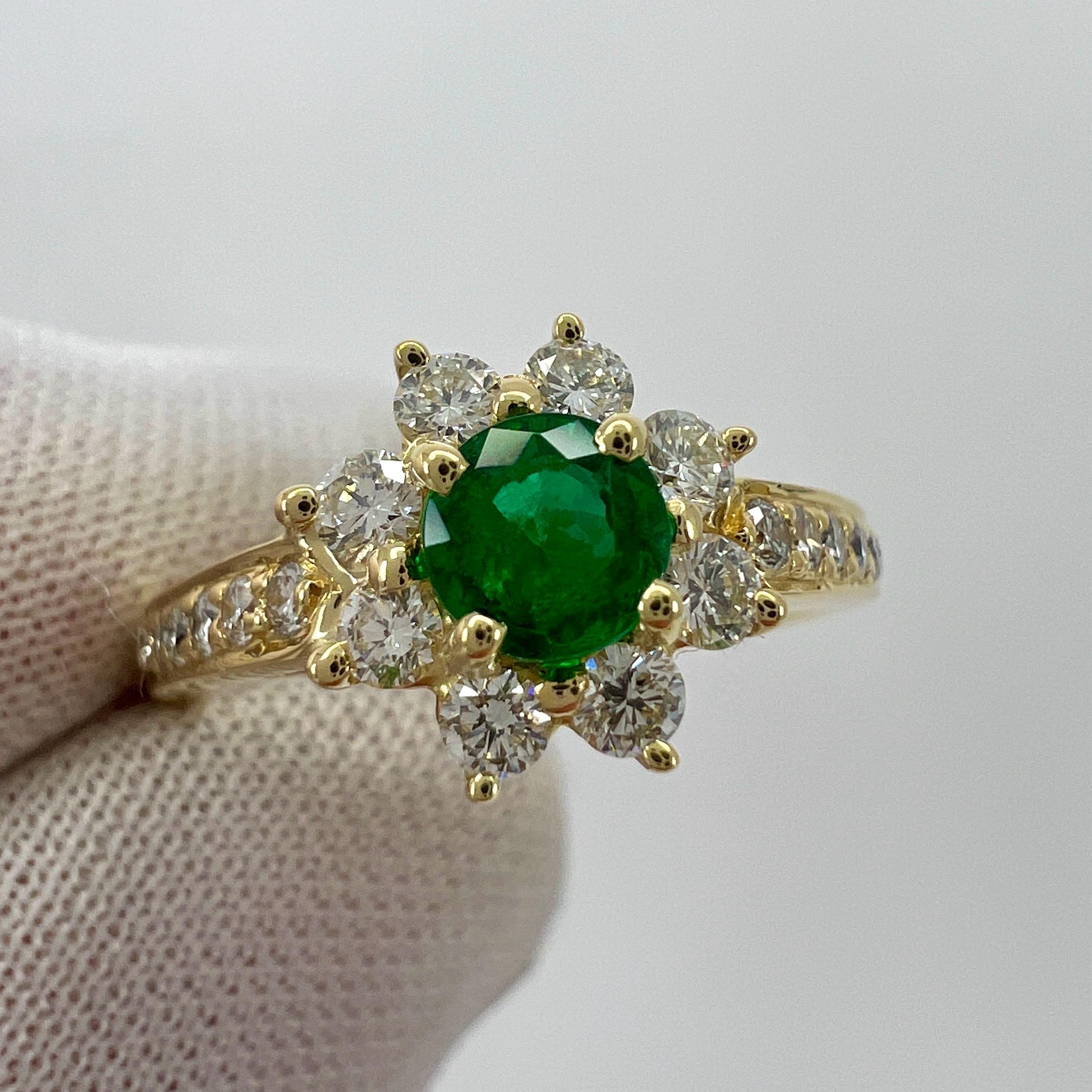 Fine Tiffany & Co. Round Emerald & Diamond Flower 18k Yellow Gold Cluster Ring For Sale 2