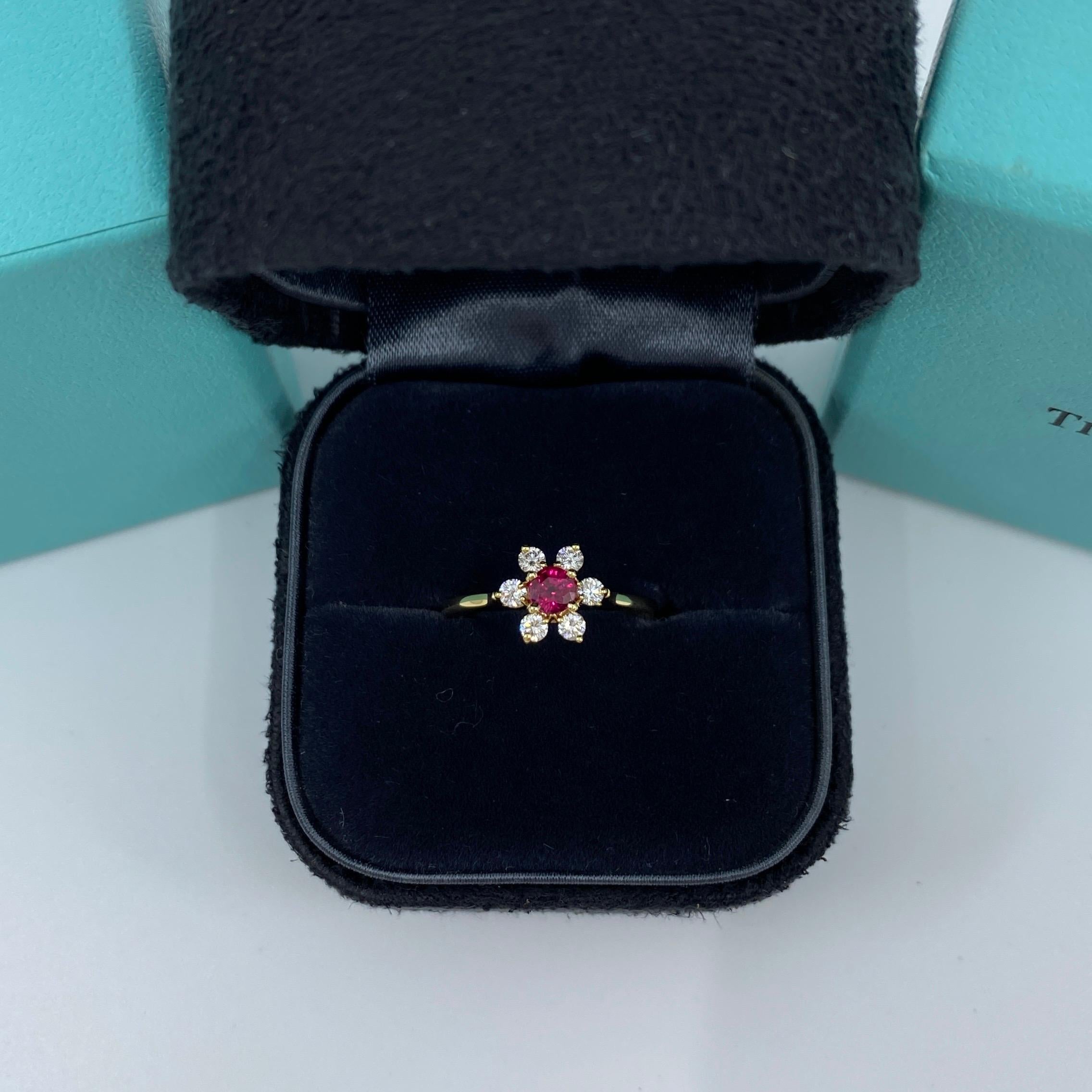 Fine Tiffany & Co. Ruby & Diamond Buttercup Flower 18k Yellow Gold Cluster Ring In Excellent Condition In Birmingham, GB