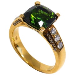 Ring aus Roségold mit 1 Turmalin und Diamanten. 