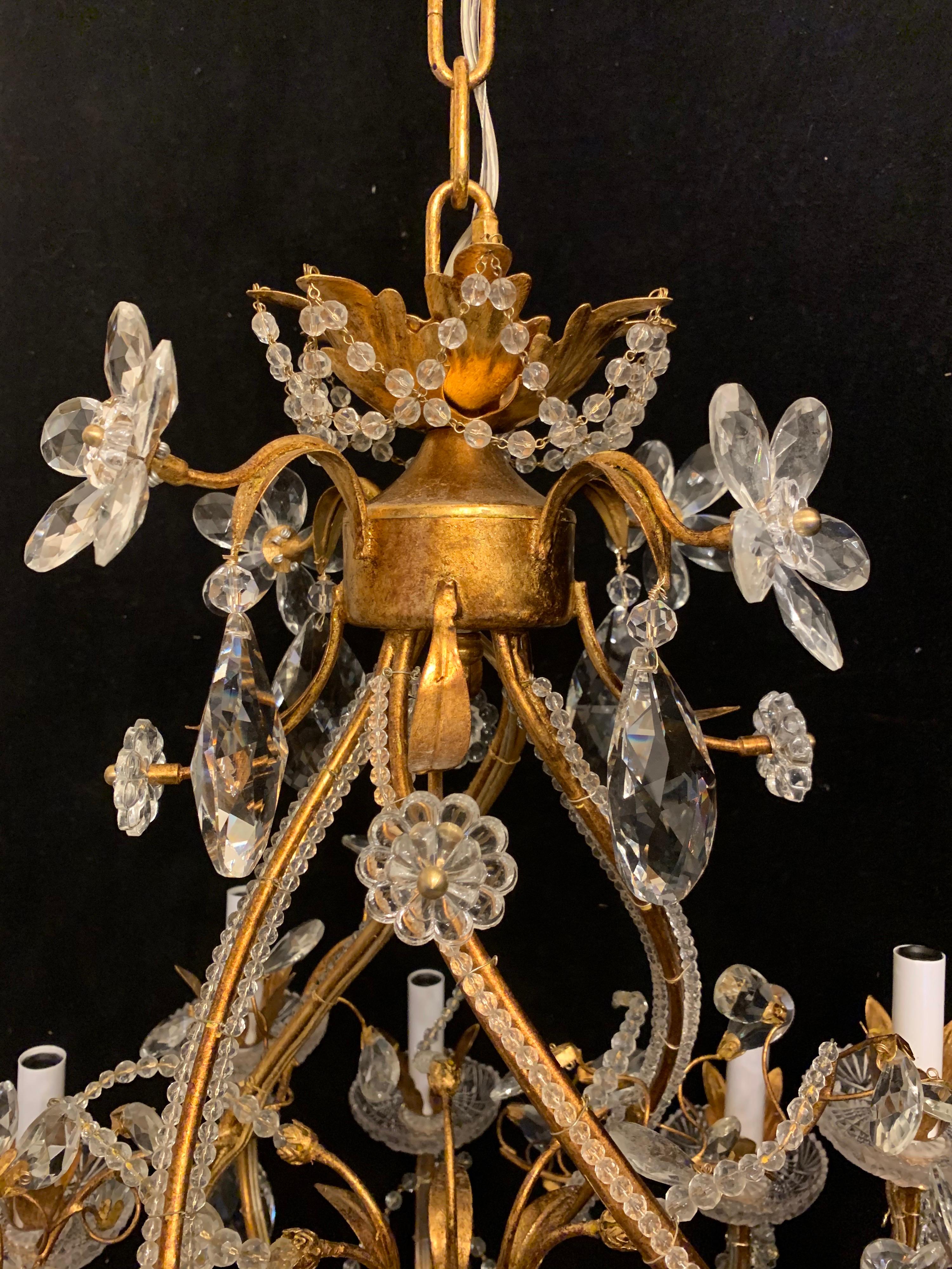 Feiner Baguès Jansen 12-Licht vergoldet Kristall Blume Spirale Kronleuchter (20. Jahrhundert) im Angebot