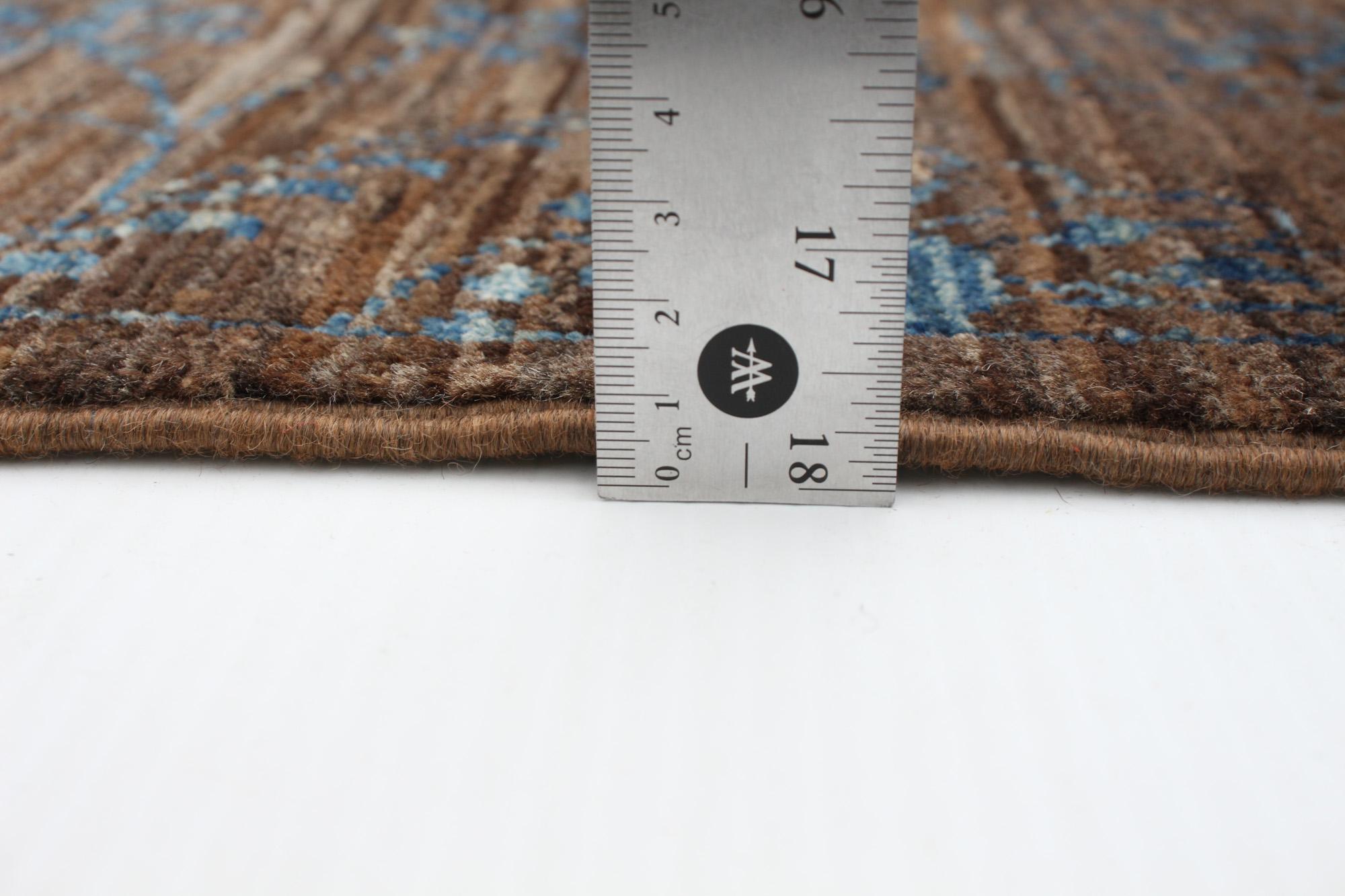 Handgeknüpfter Perserteppich aus Wolle, Blau und Brown, 6' x 9' im Zustand „Neu“ im Angebot in New York, NY